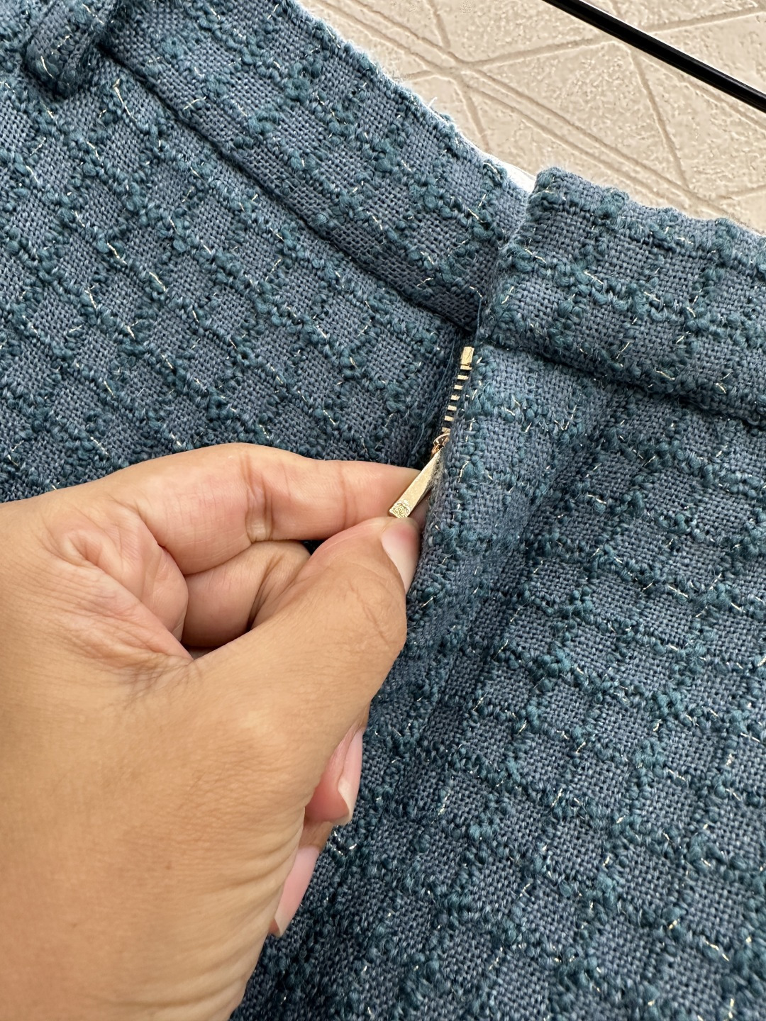 ♥Chane*♥2025新品上架
   格纹粗花呢直筒长裤
定制YB进口粗纺羊毛呢材质 肌理明显 质感上