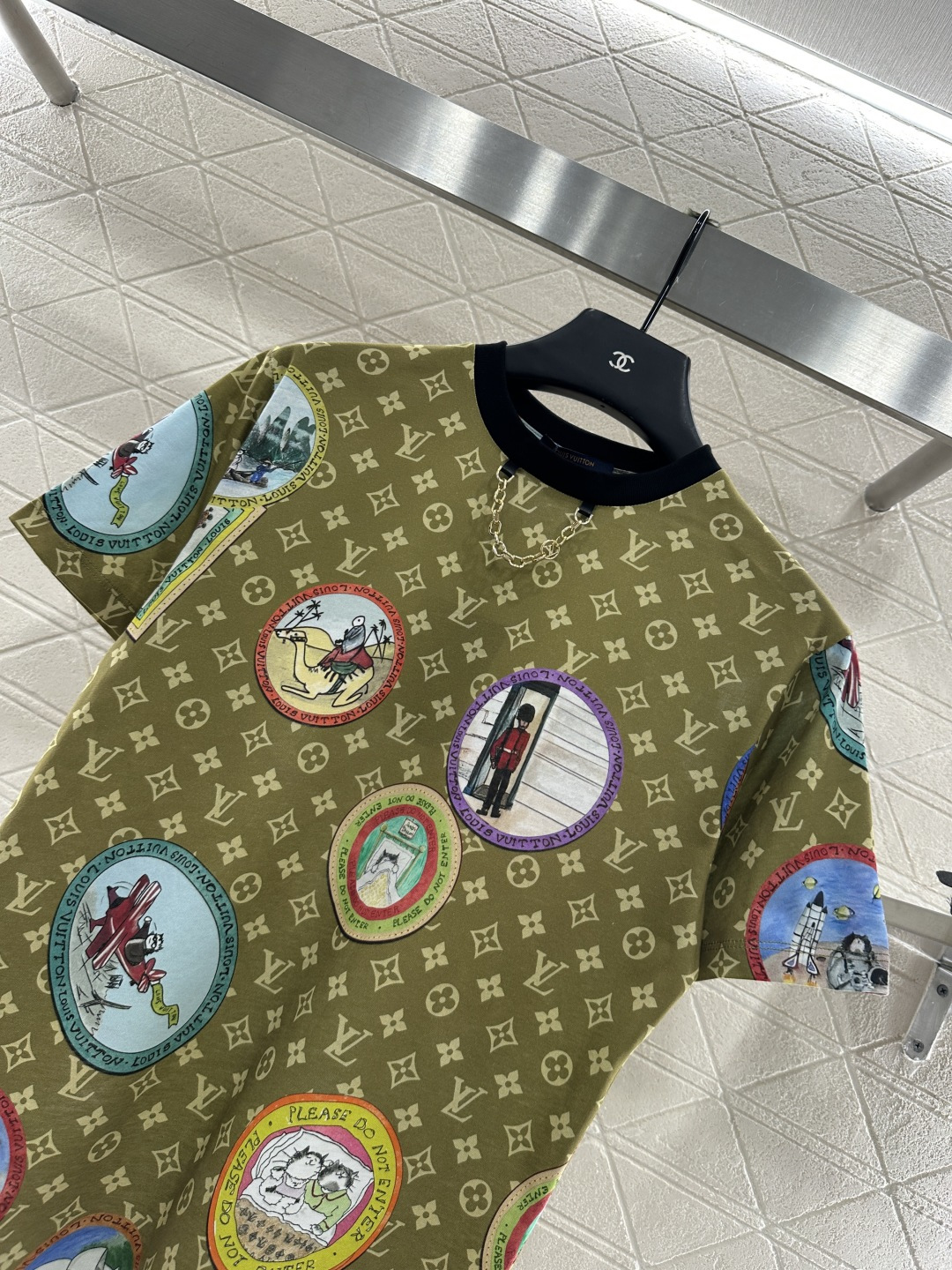 ♥Louis Vuitto*♥2025新品上架
        徽章印花𝑇𝑒𝑒
定制YB丝光全棉材质 质