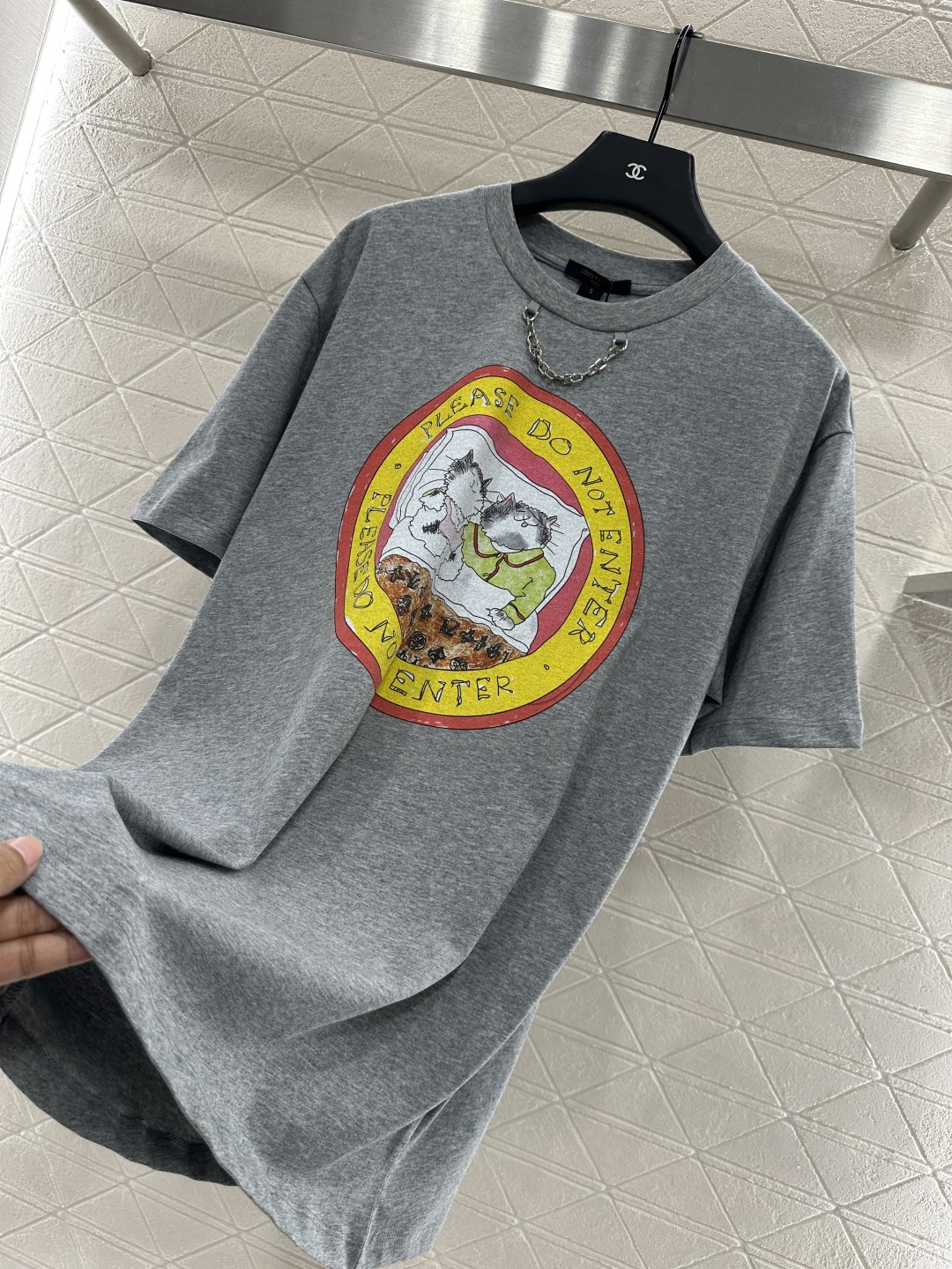 ♥Louis Vuitto*♥2025新品上架
      链条圆领印花𝑇𝑒𝑒
定制YB斜纹全棉材质 透