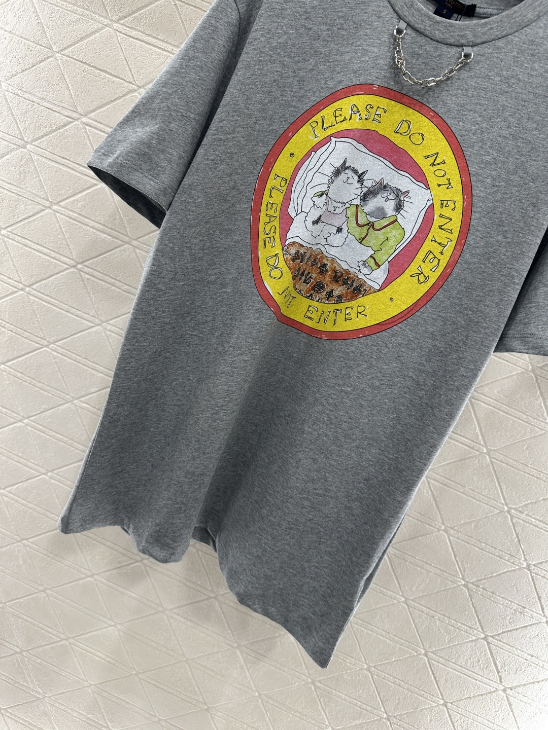 ♥Louis Vuitto*♥2025新品上架
      链条圆领印花𝑇𝑒𝑒
定制YB斜纹全棉材质 透