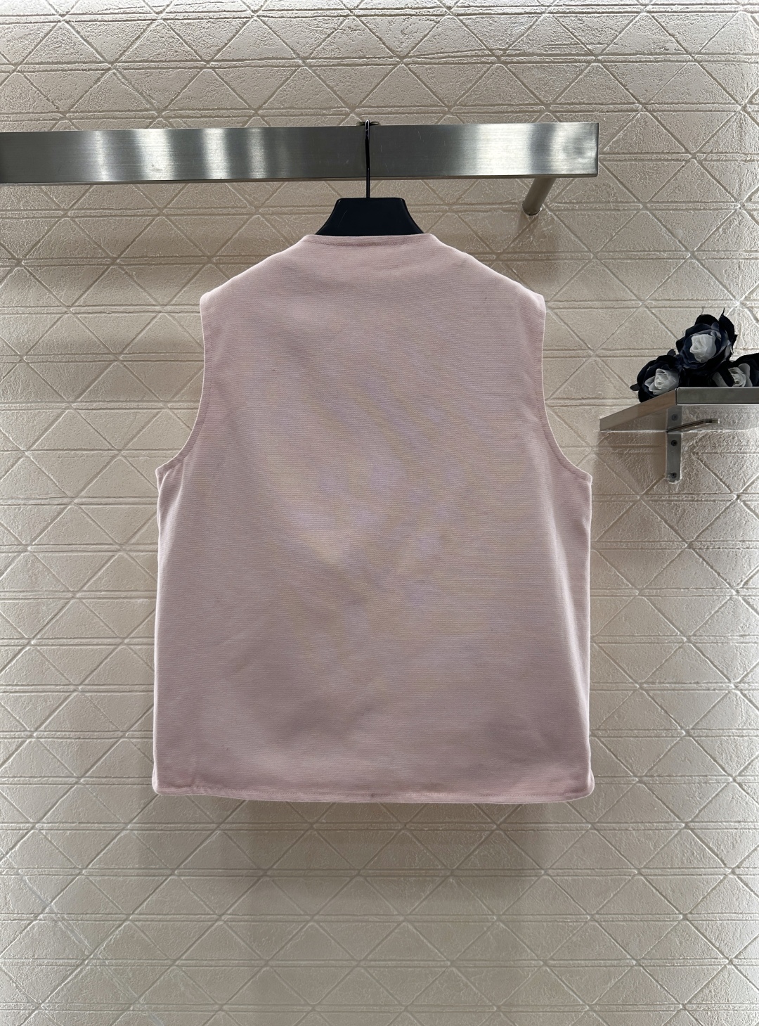 ♥Miumi*♥2025新品上架
       牛仔棉服马甲
定制YB斜纹牛仔➕羽绒棉材质 质感高级 穿