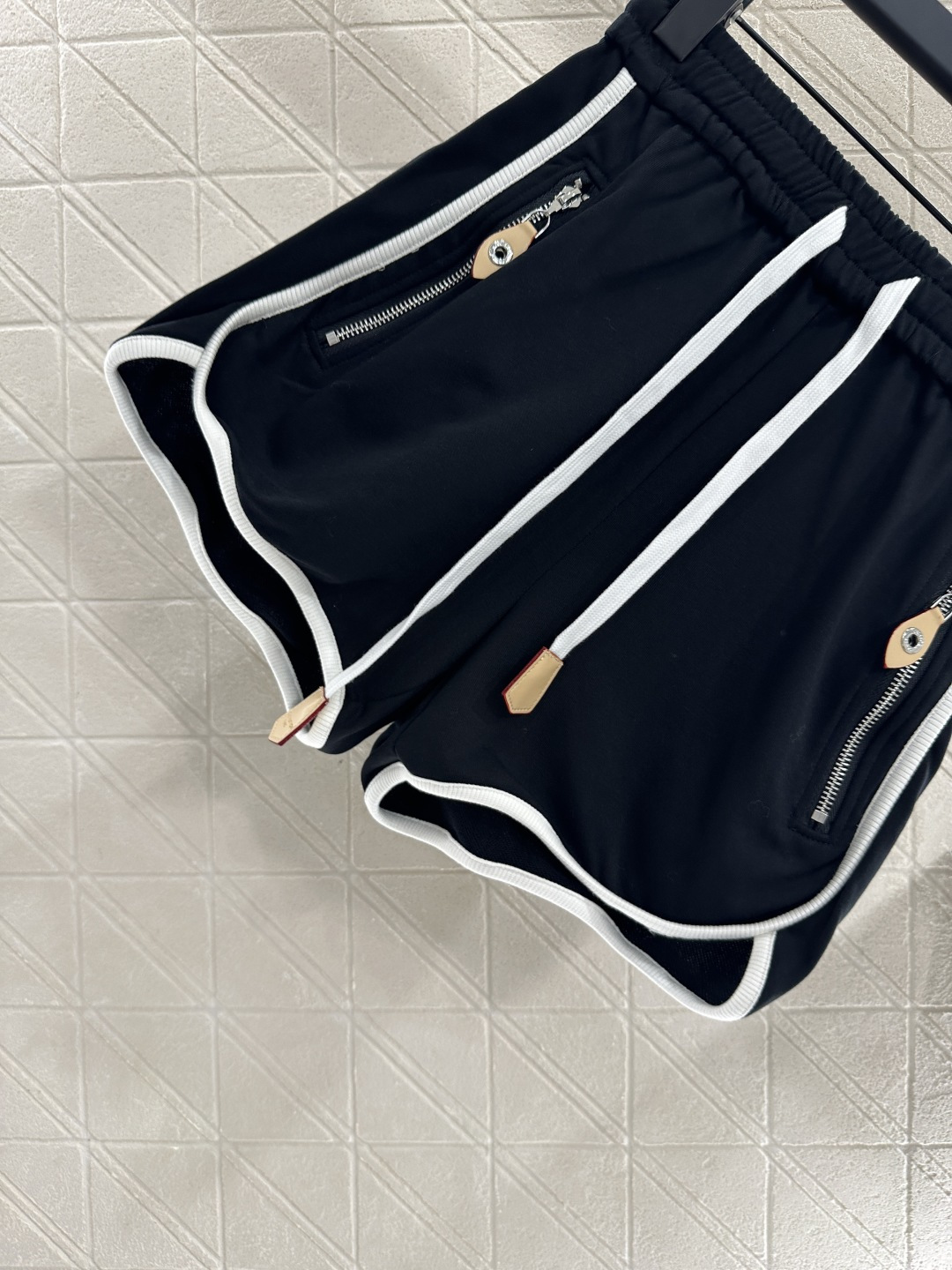 ♥Louis Vuitto*♥2025新品上架 休闲夹克外套短裤套装定制YB斜纹全棉材质 透气舒适 垂顺