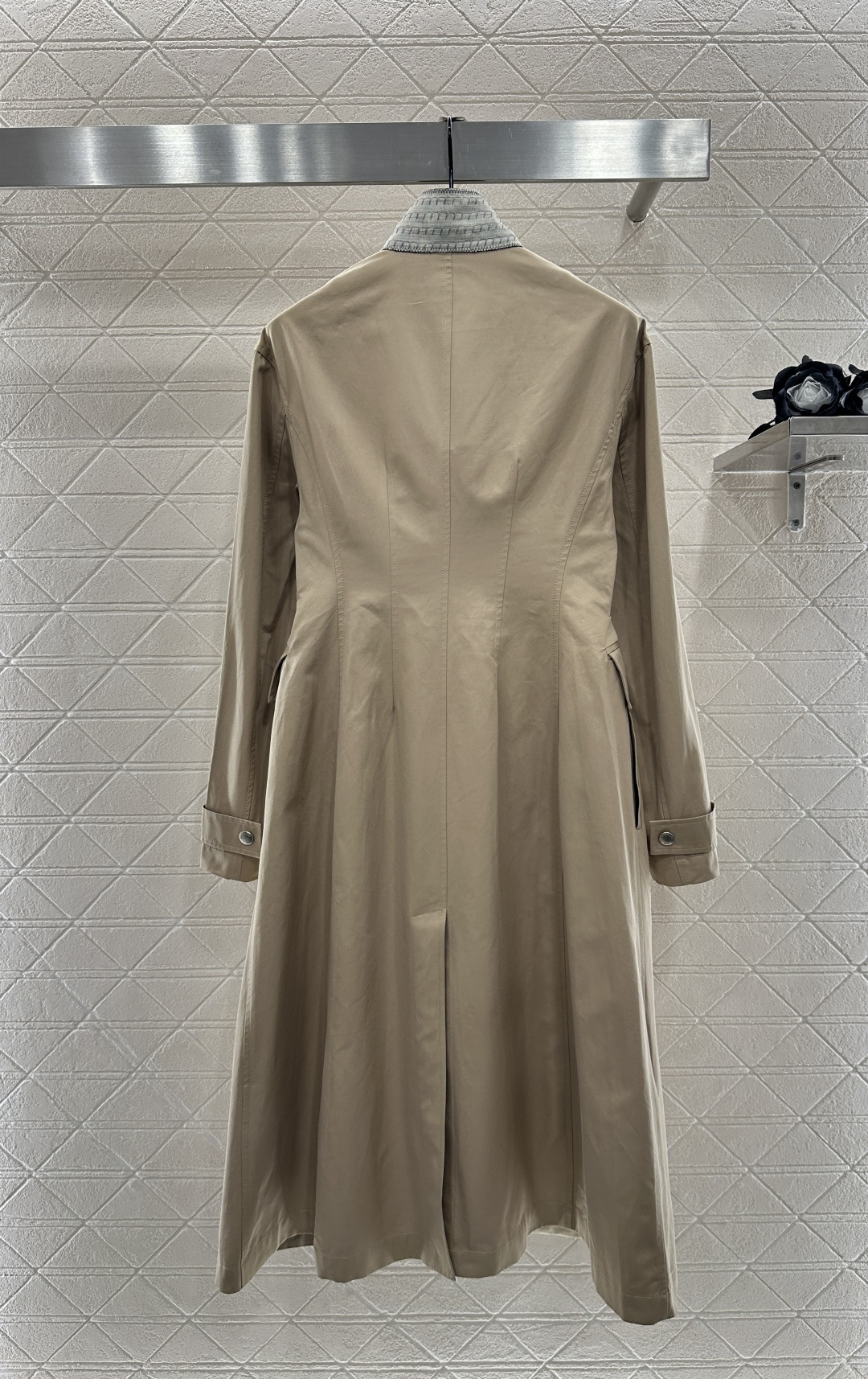 ♥Dio*♥2025新品上架 翻领收腰风衣外套定制YB进口全棉风衣材质 经过工艺处理 挺括有型 质感高级