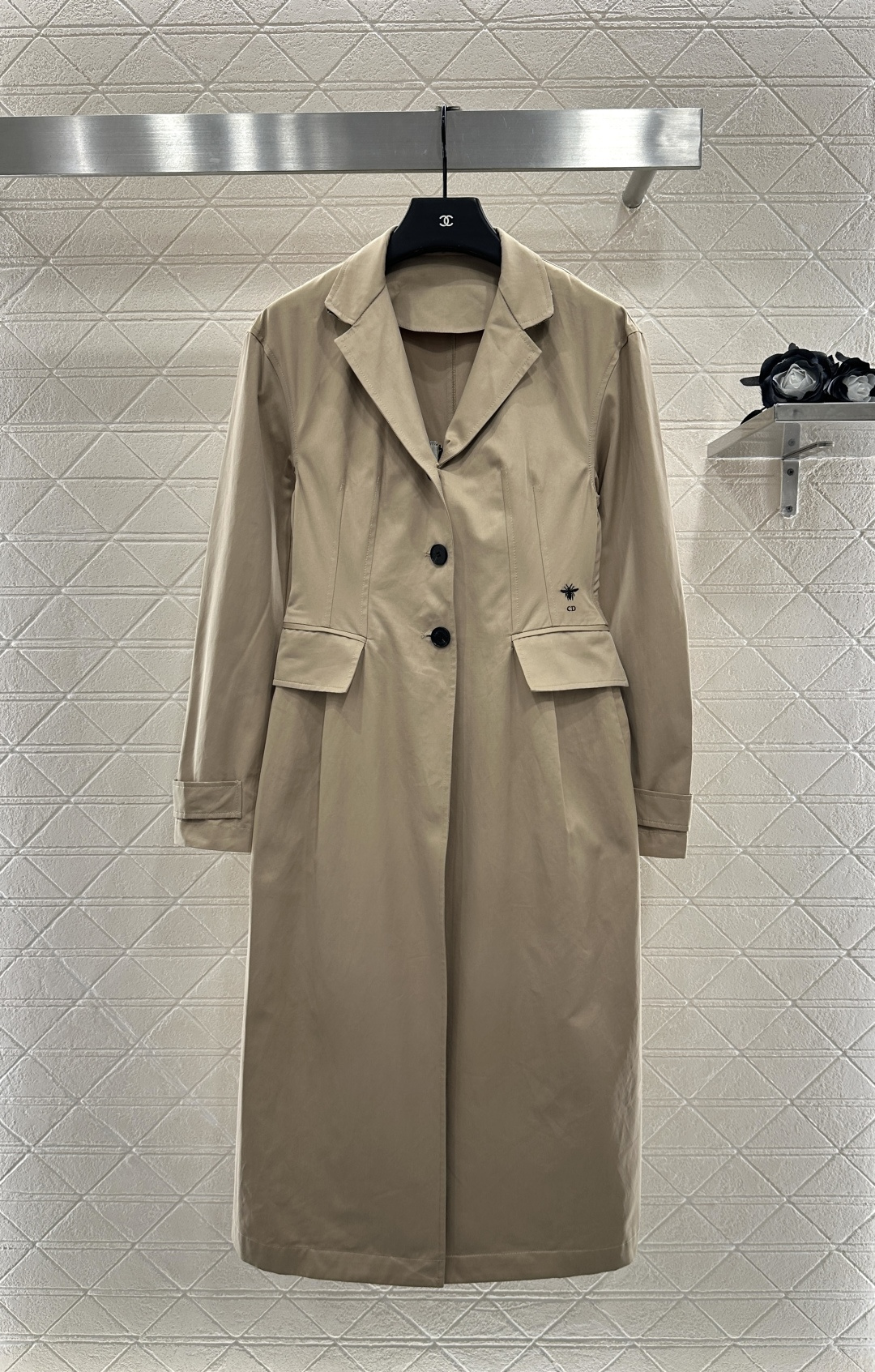 ♥Dio*♥2025新品上架 翻领收腰风衣外套定制YB进口全棉风衣材质 经过工艺处理 挺括有型 质感高级