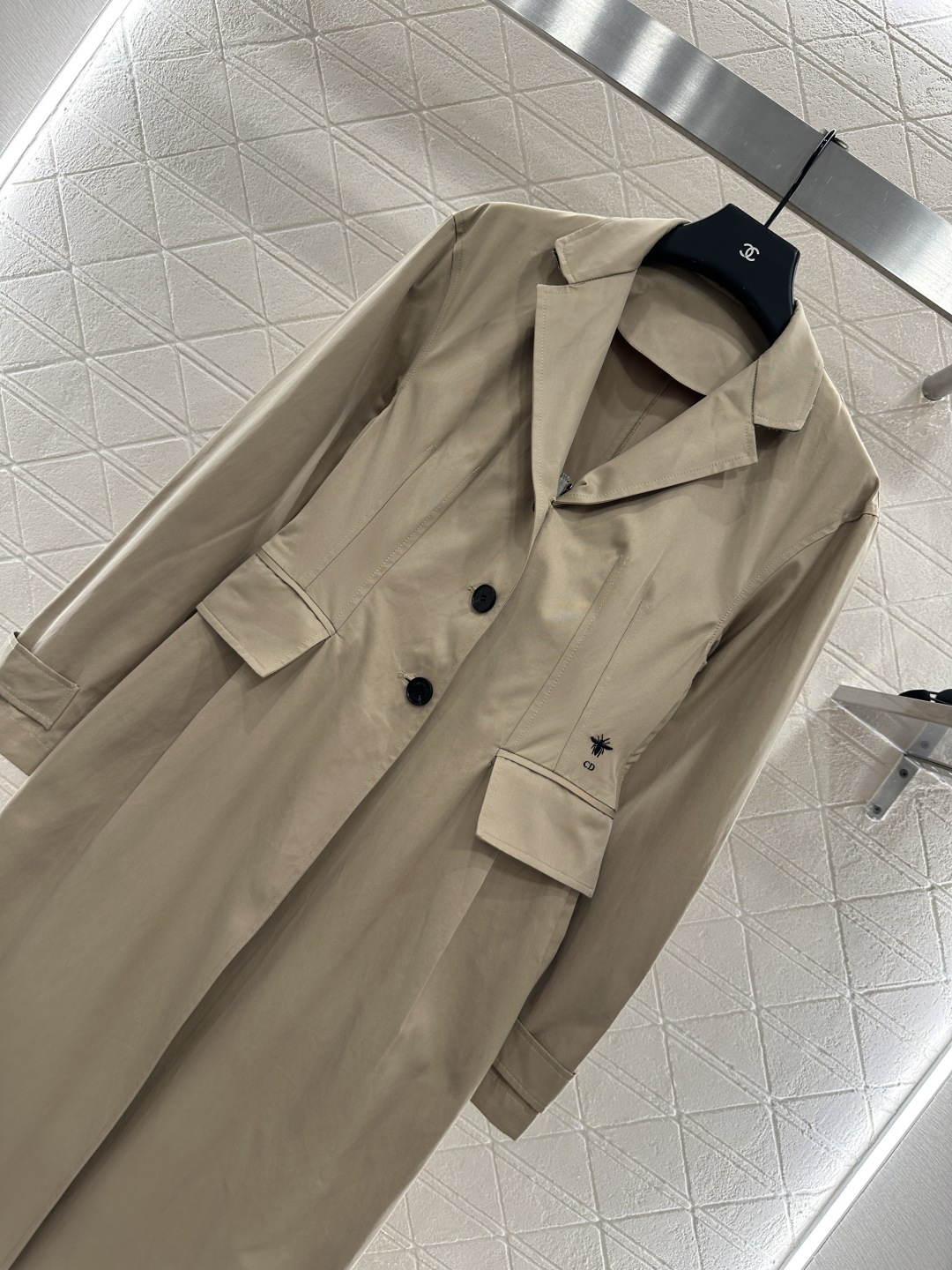 ♥Dio*♥2025新品上架 翻领收腰风衣外套定制YB进口全棉风衣材质 经过工艺处理 挺括有型 质感高级