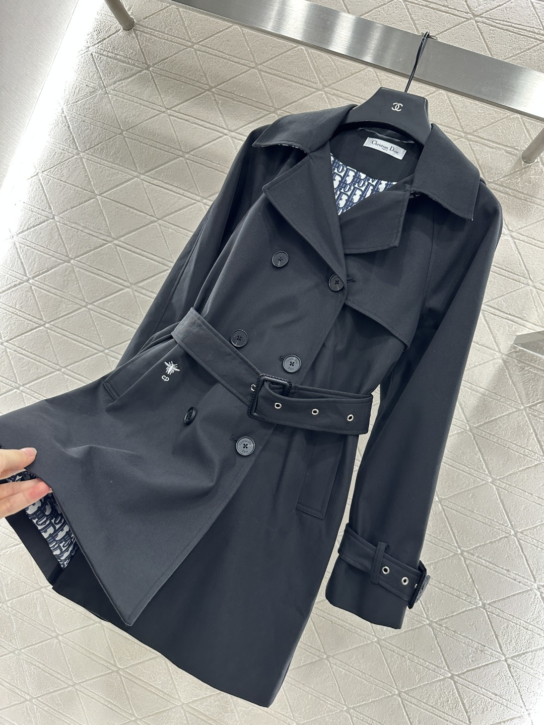 ♥Dio*♥2025新品上架 翻领腰带风衣外套定制YB进口风衣材质 工艺处理 挺括有型 质感高级 翻领中