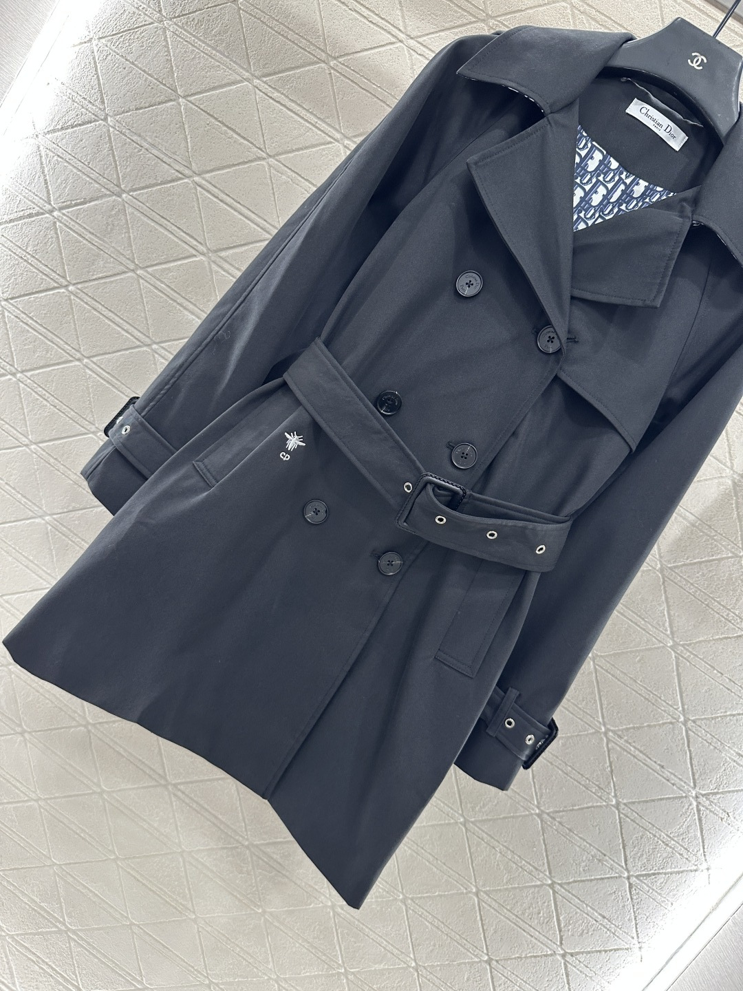 ♥Dio*♥2025新品上架 翻领腰带风衣外套定制YB进口风衣材质 工艺处理 挺括有型 质感高级 翻领中