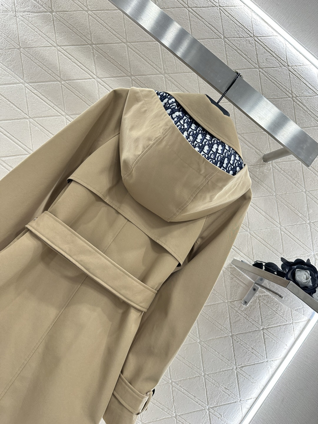 ♥Dio*♥2025新品上架 翻领腰带风衣外套定制YB进口风衣材质 工艺处理 挺括有型 质感高级 翻领中