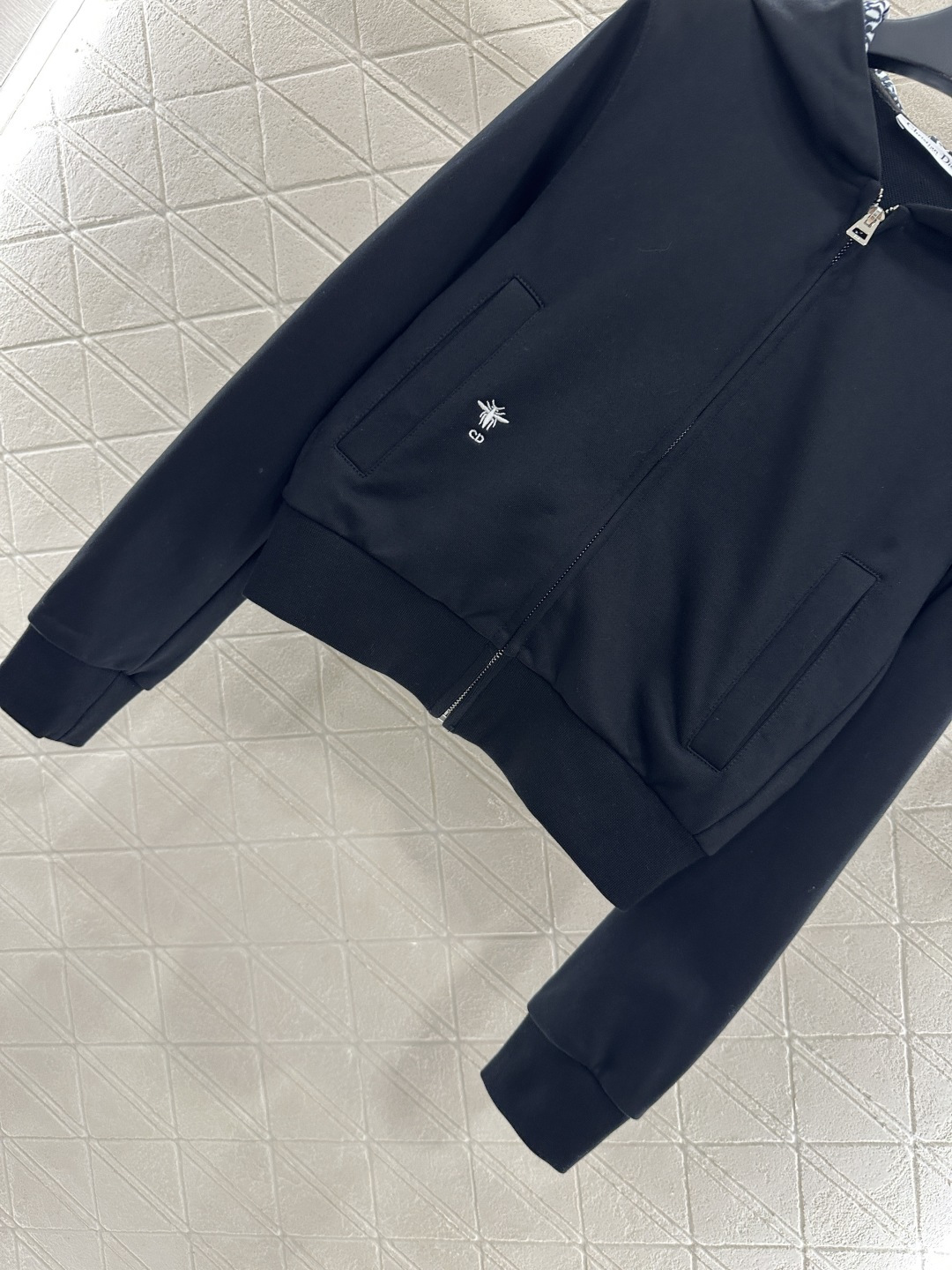 ♥Dio*♥2025新品上架 老花撞色外套长裤套装定制YB斜纹全棉材质 舒适透气 挺括有型 连帽拉链外套