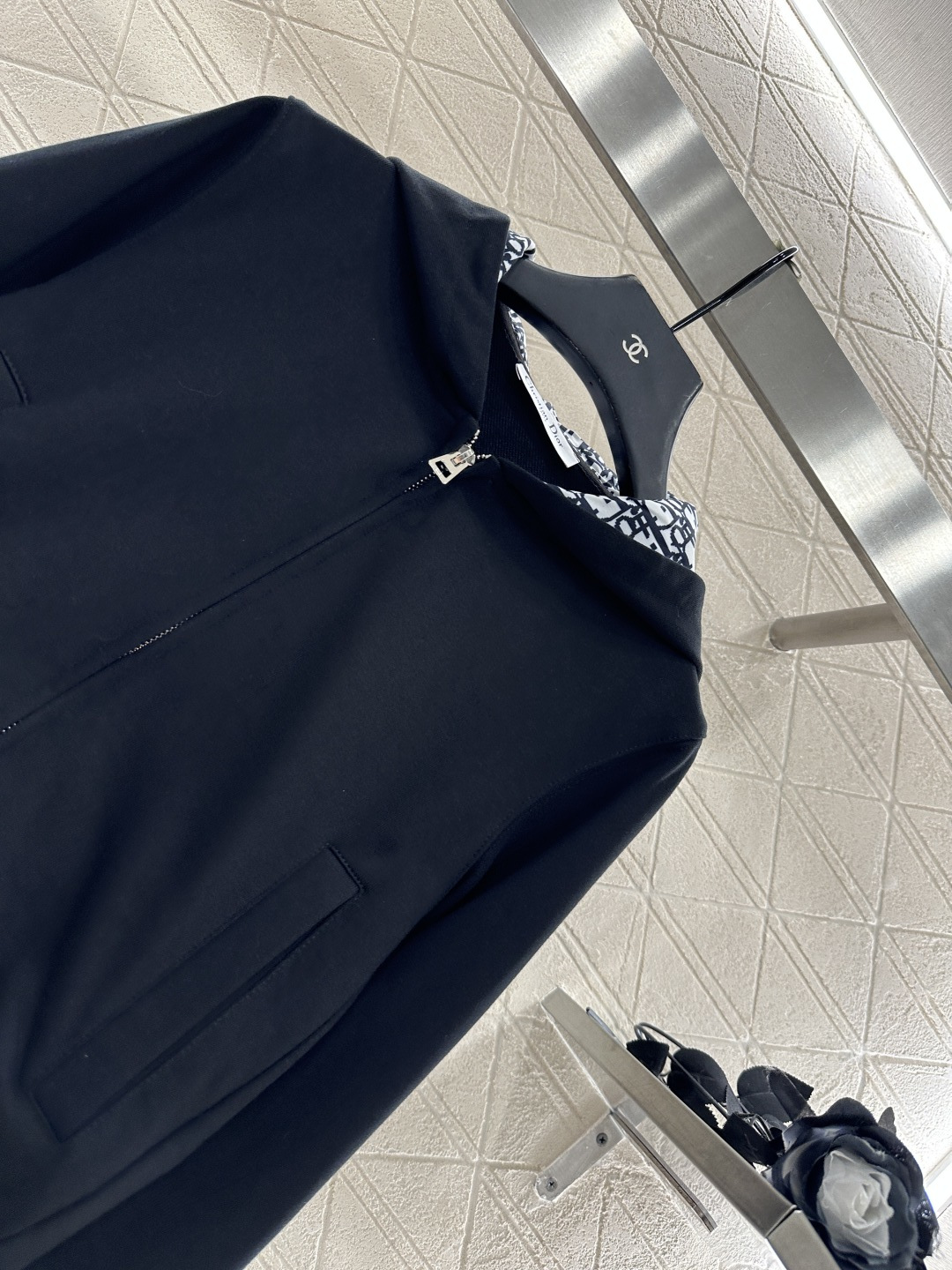 ♥Dio*♥2025新品上架 老花撞色外套长裤套装定制YB斜纹全棉材质 舒适透气 挺括有型 连帽拉链外套