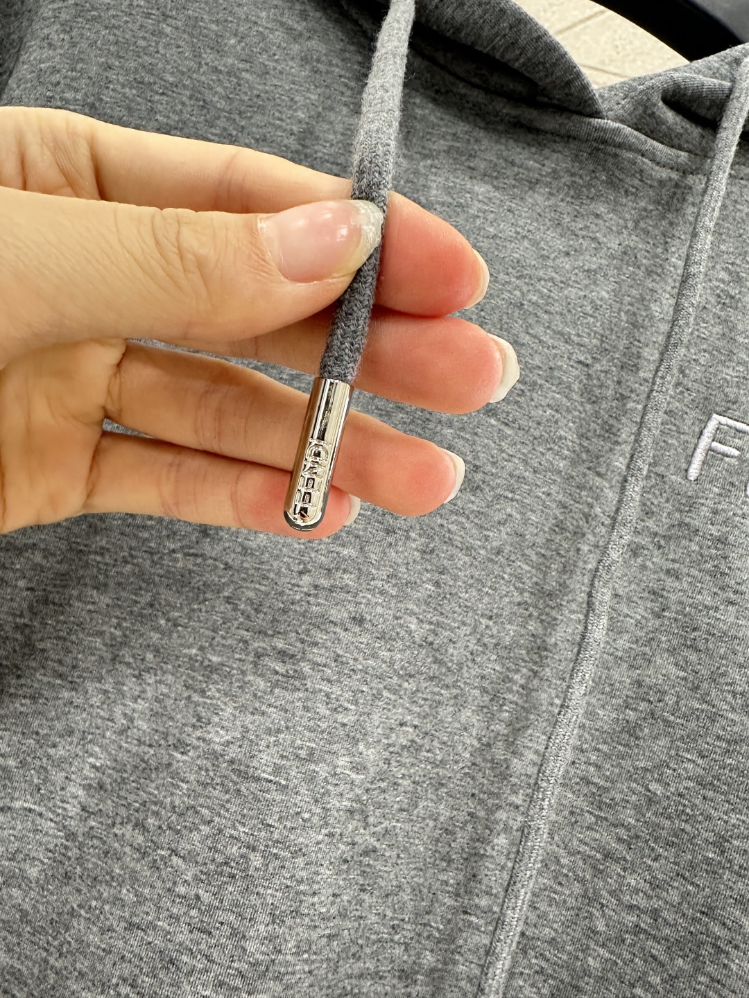 ♥Fend*♥2025新品上架 连帽卫衣蕾丝半裙套装定制YB斜纹全棉材质 秋冬保暖套装 舒适好穿 挺括有