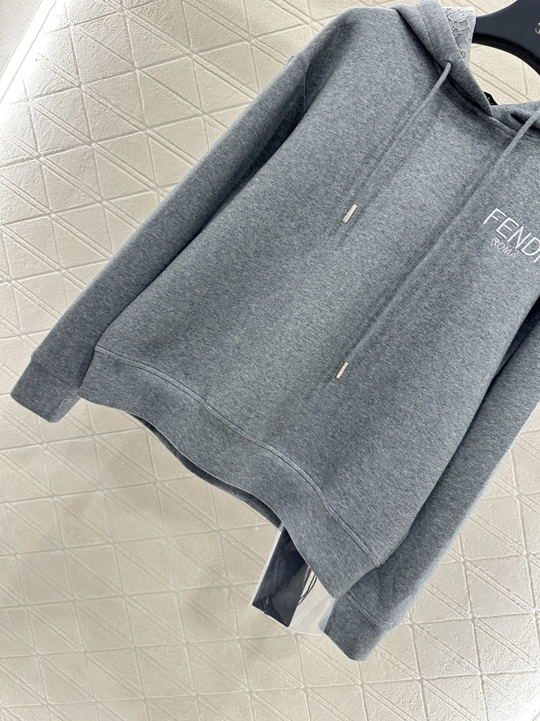 ♥Fend*♥2025新品上架 连帽卫衣蕾丝半裙套装定制YB斜纹全棉材质 秋冬保暖套装 舒适好穿 挺括有