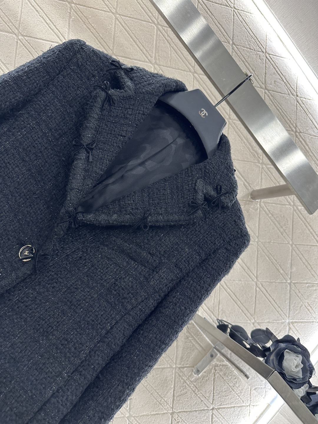 ♥Chane*♥2025新品上架 翻领蝴蝶结编织洋装定制YB进口粗纺羊毛呢材质 质感高级 品相十足 枪驳