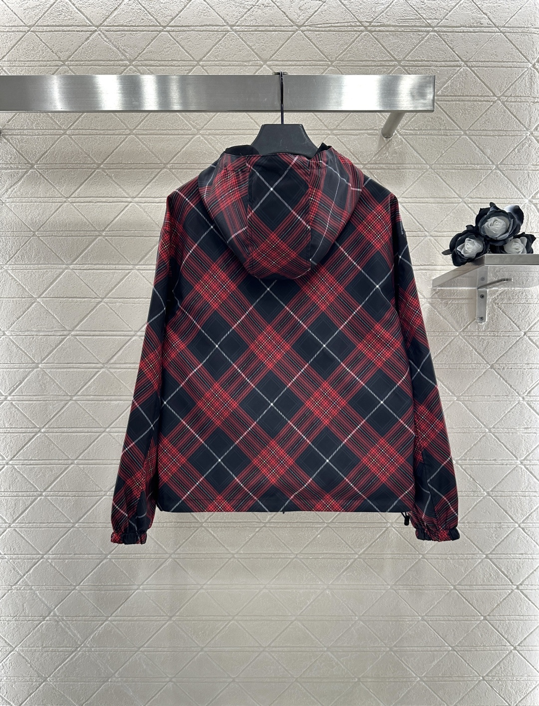 ♥Burberr*♥ 2025新品上架 两面穿连帽格纹外套定制YB进口冲锋尼龙材质 质感挺括有型 亲肤防