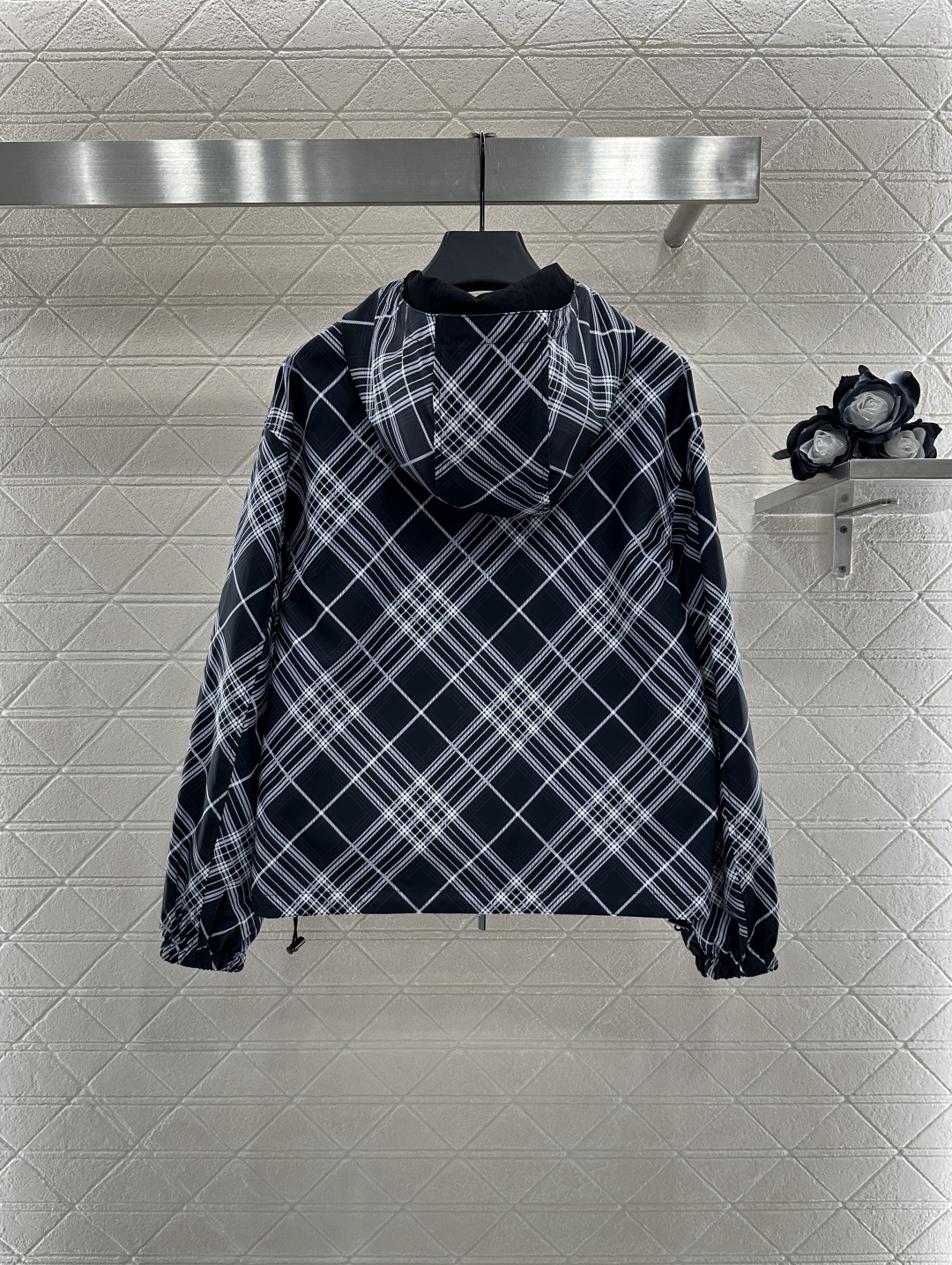 ♥Burberr*♥ 2025新品上架 两面穿连帽格纹外套定制YB进口冲锋尼龙材质 质感挺括有型 亲肤防