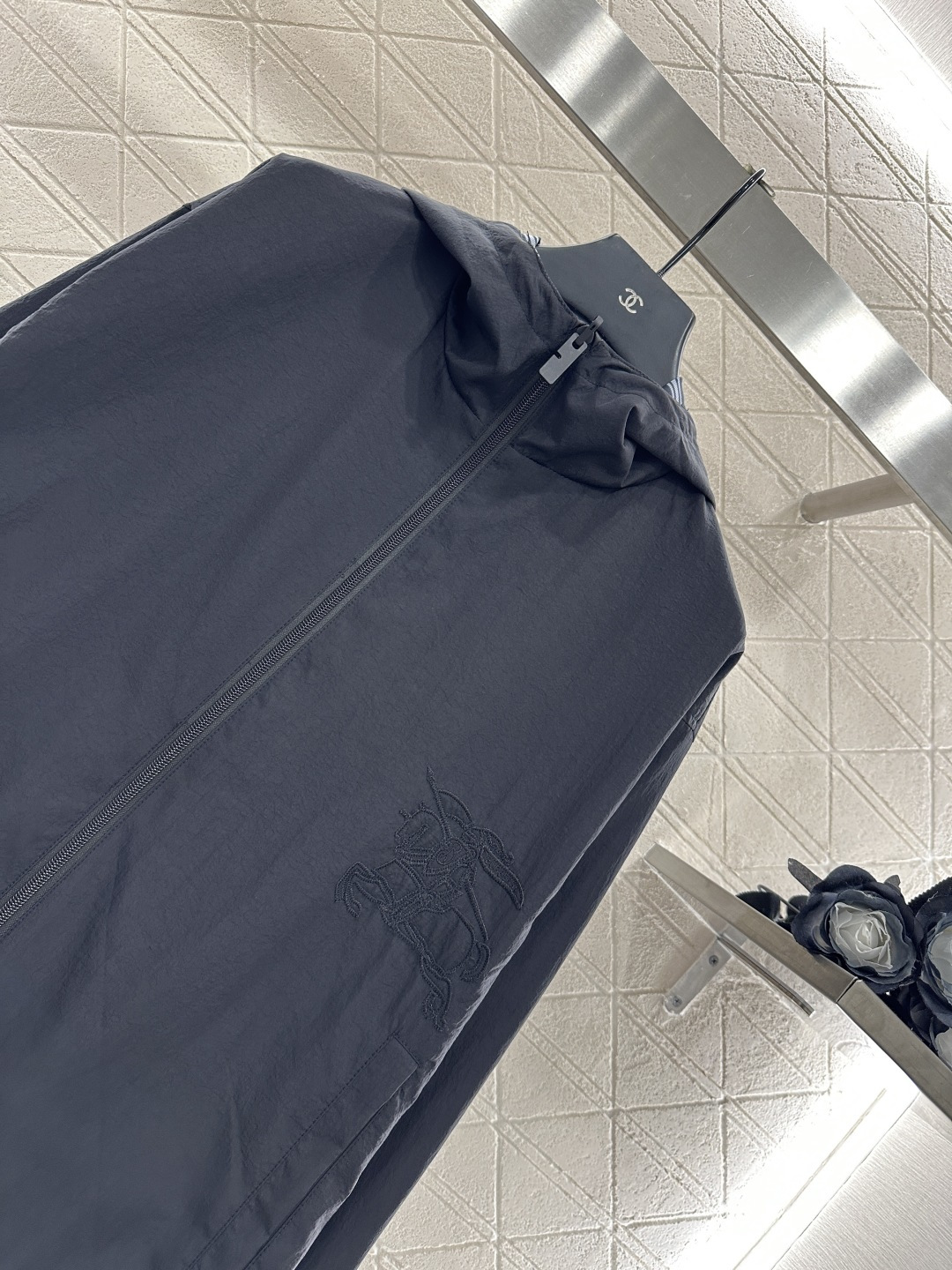 ♥Burberr*♥ 2025新品上架 两面穿连帽格纹外套定制YB进口冲锋尼龙材质 质感挺括有型 亲肤防