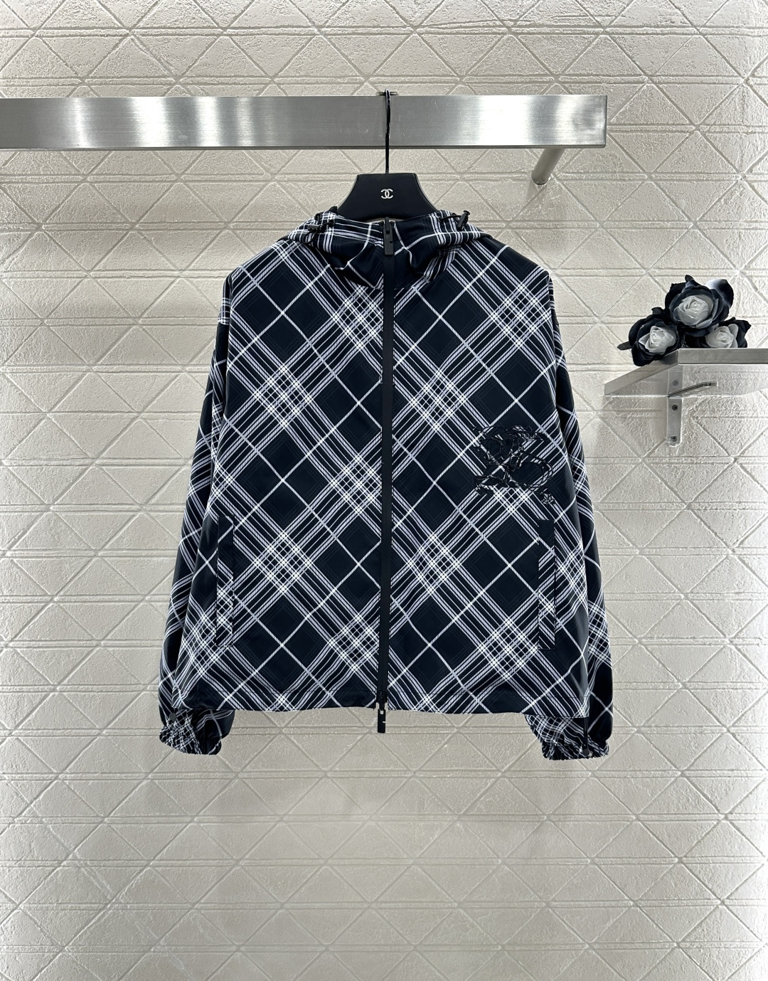 ♥Burberr*♥ 2025新品上架 两面穿连帽格纹外套定制YB进口冲锋尼龙材质 质感挺括有型 亲肤防