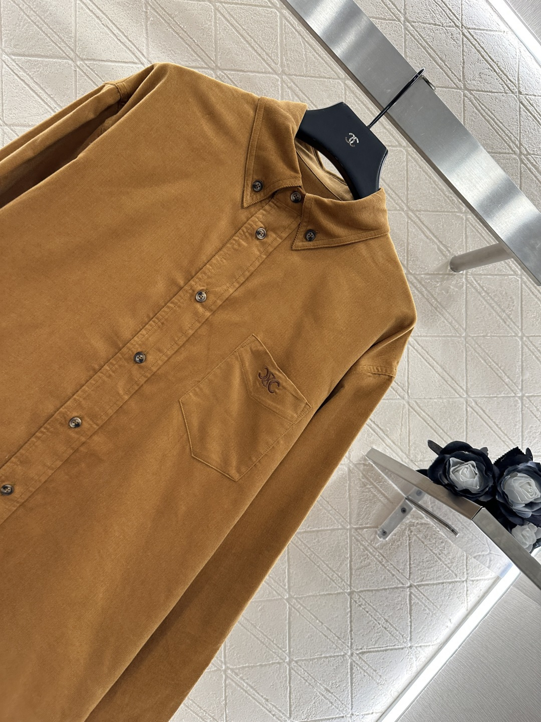 ♥Celin*♥2025新品上架 翻领口袋衬衫外套定制YB灯芯绒全棉材质 质感细腻 纹理清晰 复古棕色适