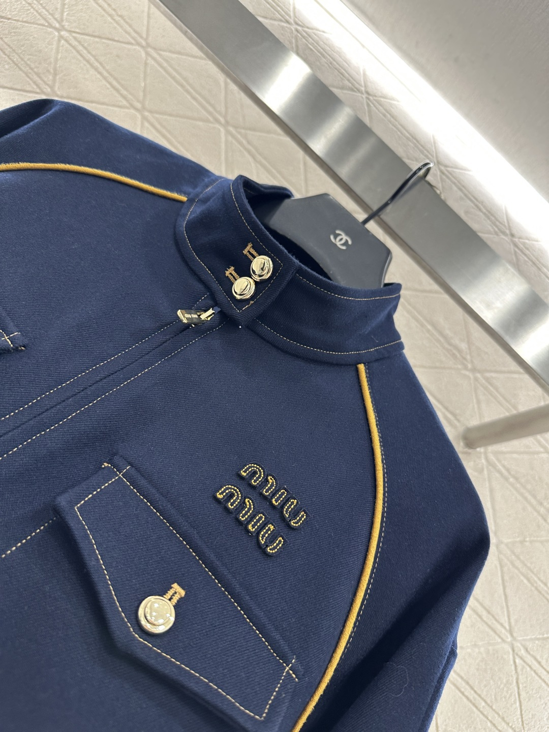 ♥Miumi*♥2025新品上架 棒球夹克中长半裙套装定制YB进口高织棉材质 质感高级 品相十足 棒球夹