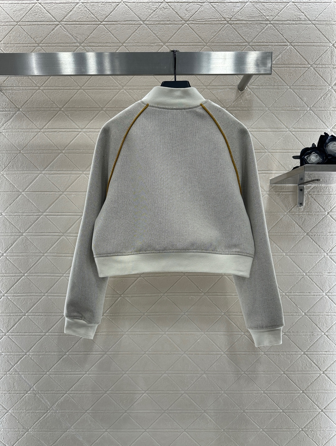 ♥Miumi*♥2025新品上架 短款外套中长半裙套装定制YB进口高织棉材质 质感高级 品相十足 短款外