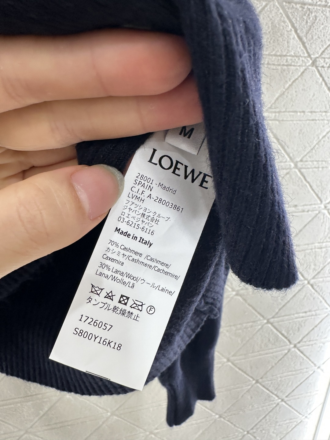 ♥Loew*♥2025新品上架 刺绣图腾翻领针织开衫定制YB羊绒羊毛纱线织造 质感细腻 舒适亲肤 翻领针