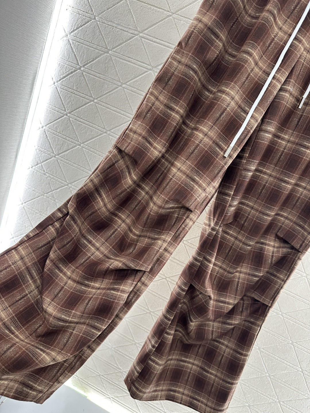 ♥Miumi*♥2025新品上架 格纹褶皱抽绳长裤定制YB进口材质 质感柔软亲肤 垂感更强 品相高级 高