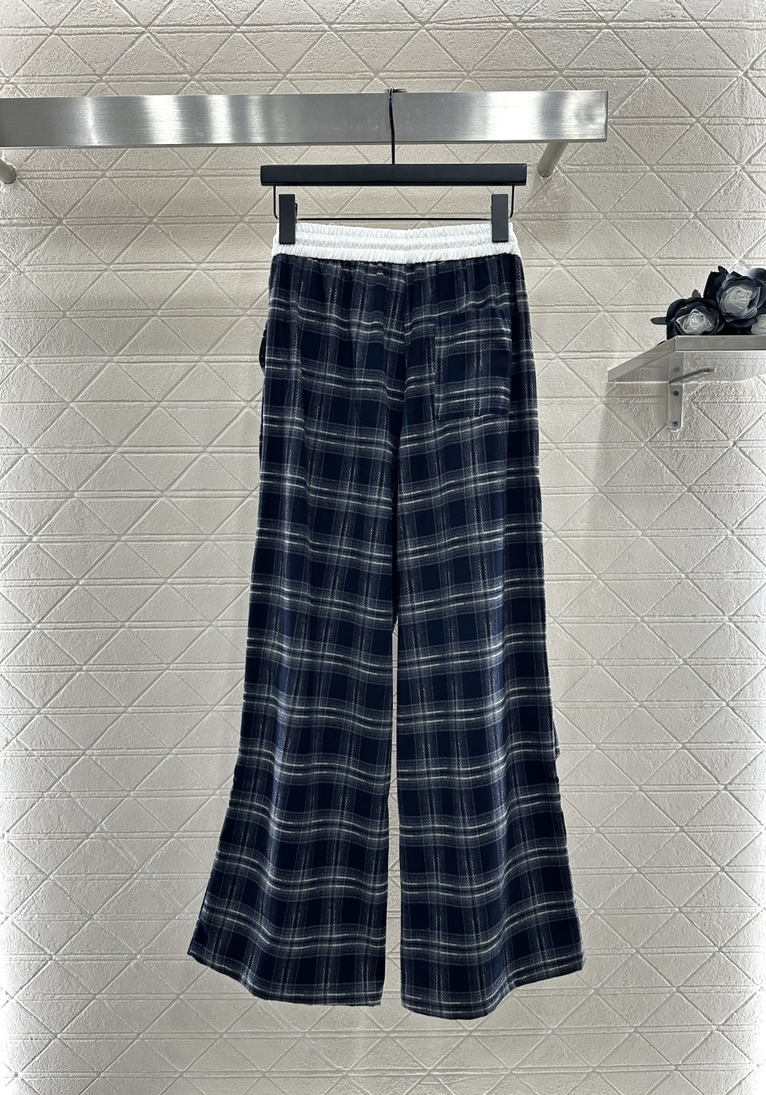 ♥Miumi*♥2025新品上架 格纹褶皱抽绳长裤定制YB进口材质 质感柔软亲肤 垂感更强 品相高级 高