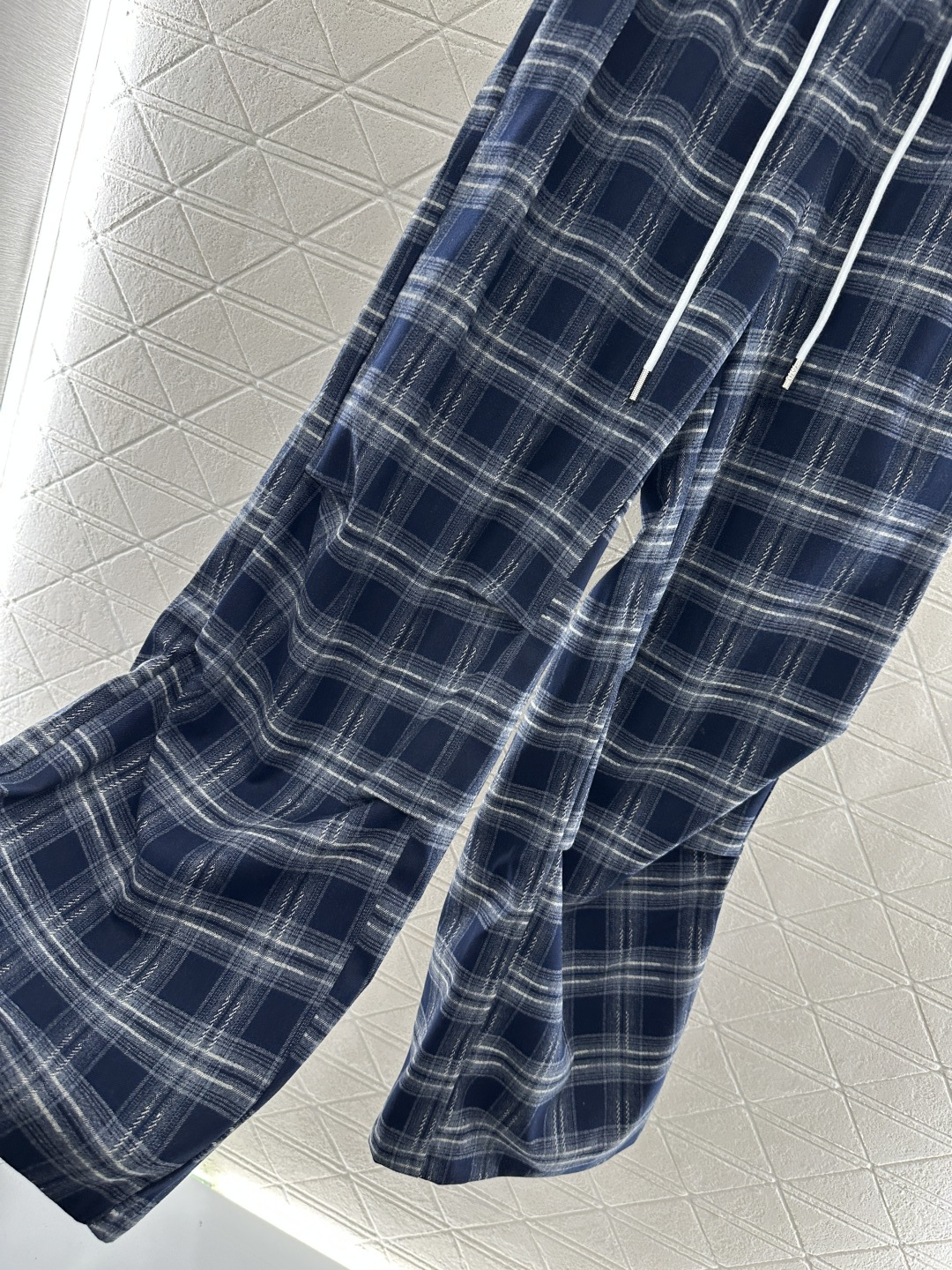 ♥Miumi*♥2025新品上架 格纹褶皱抽绳长裤定制YB进口材质 质感柔软亲肤 垂感更强 品相高级 高