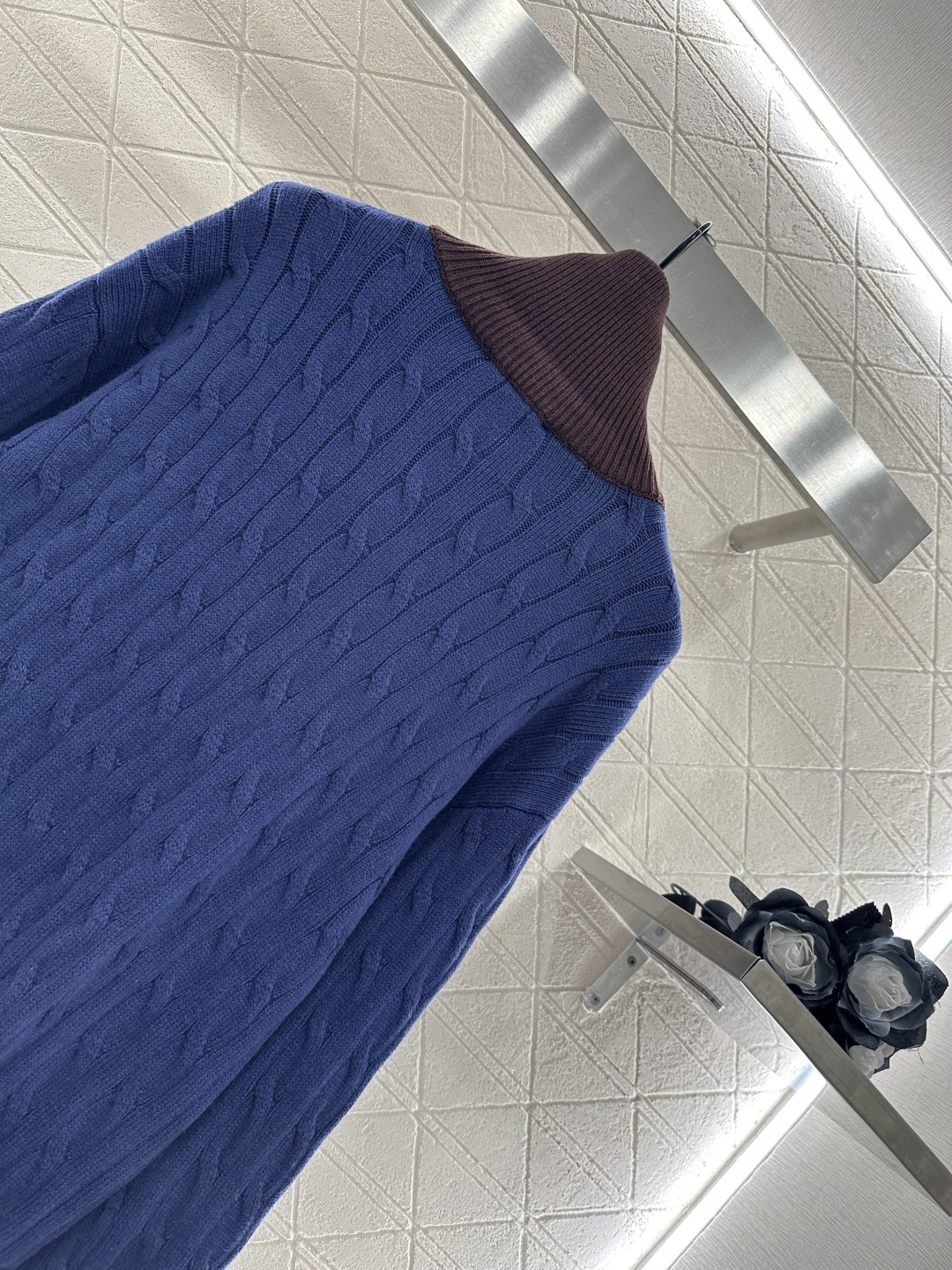 ♥Miumi*♥2025新品上架 棒球麻花针织外套定制YB羊毛纱线织造 质感高级 品相十足 常规针织拉链