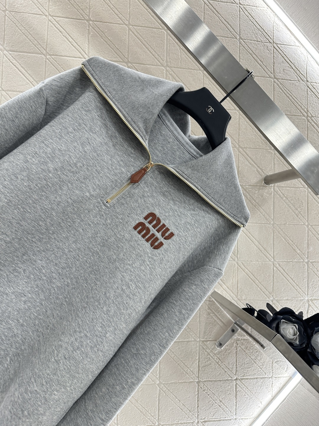 ♥Miumi*♥2025新品上架 大翻领字母卫衣长裤套装定制YB斜纹全棉材质 柔软亲肤 久洗不易变形气球