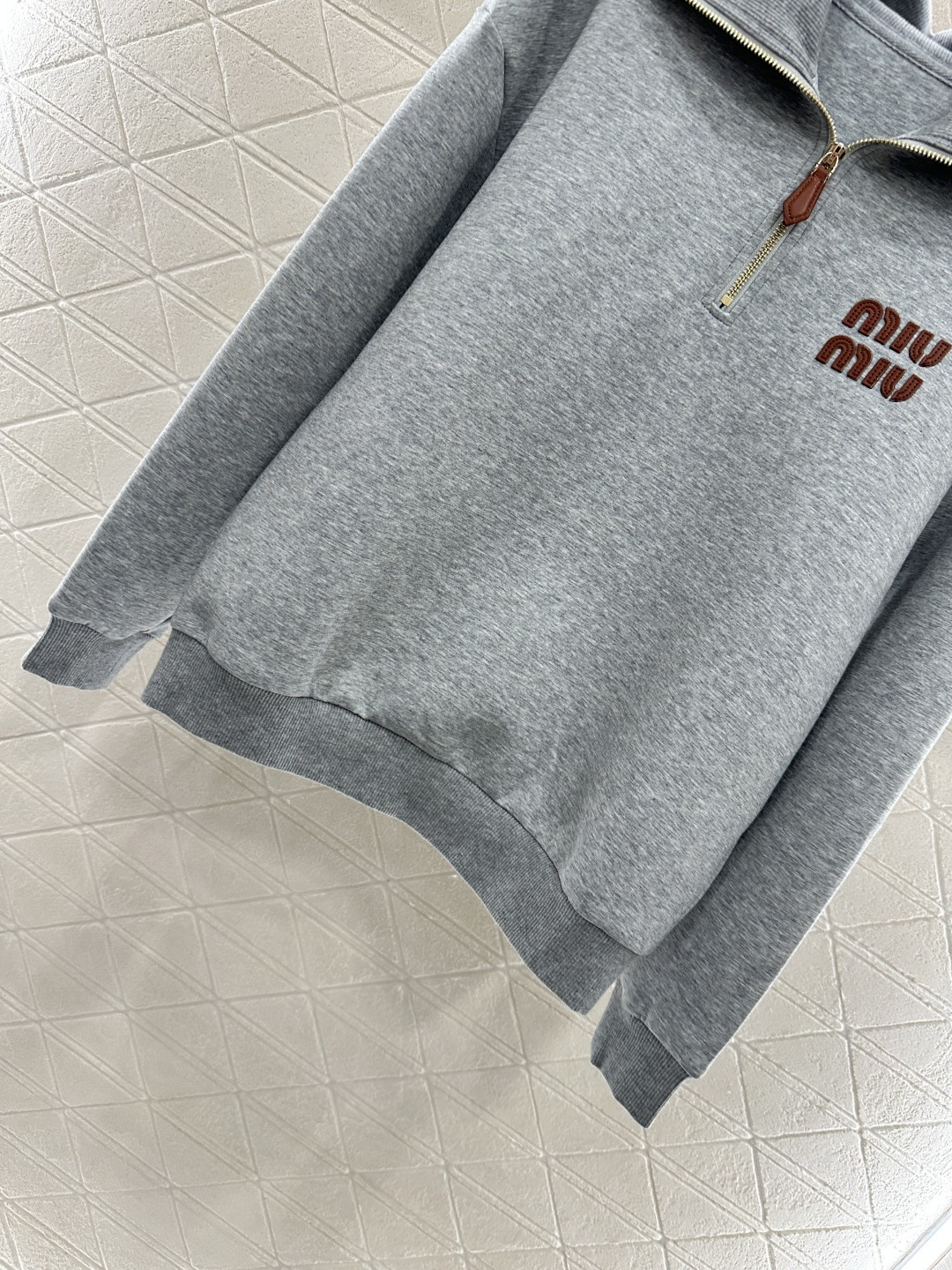 ♥Miumi*♥2025新品上架 大翻领字母卫衣长裤套装定制YB斜纹全棉材质 柔软亲肤 久洗不易变形气球