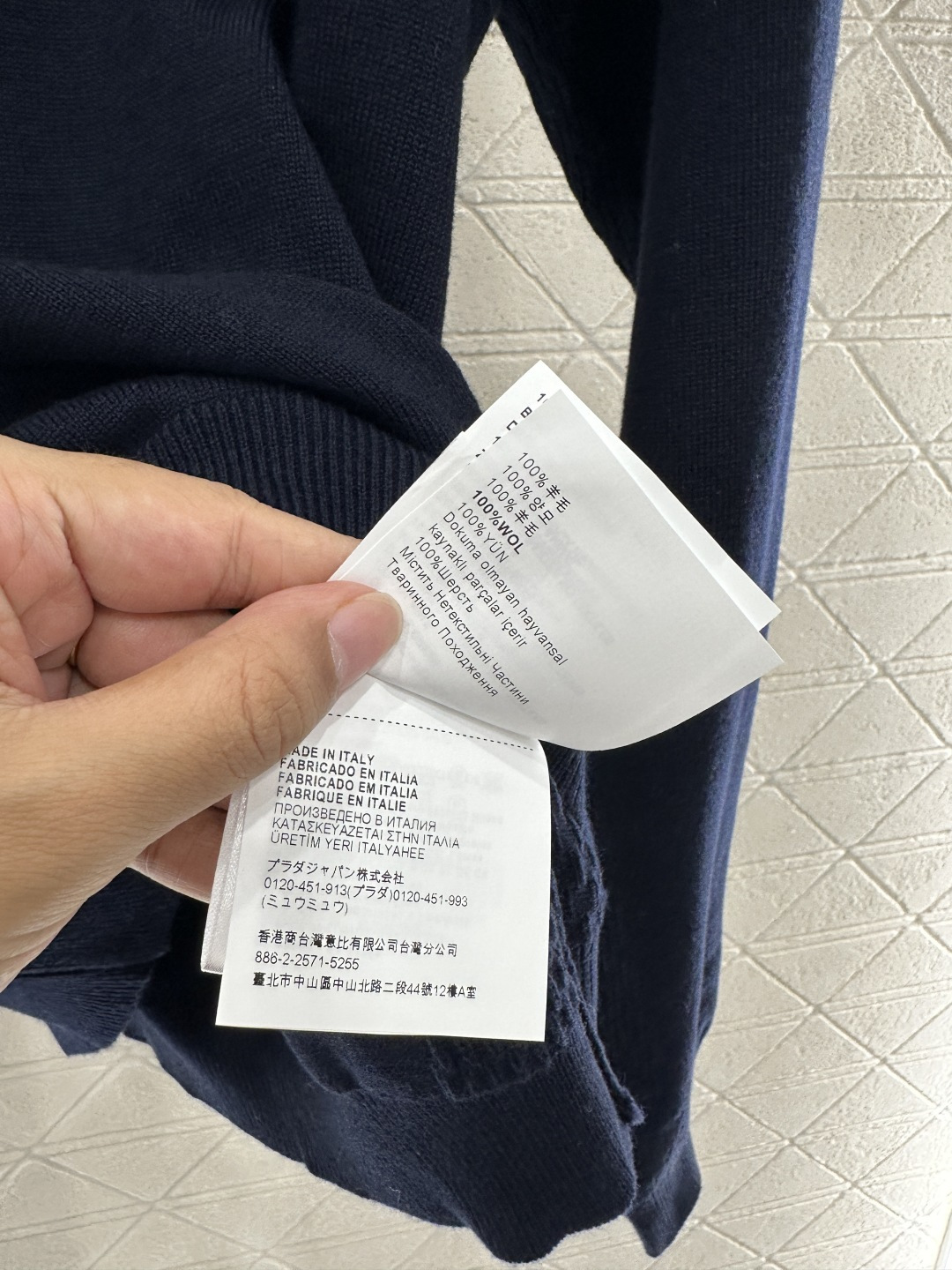 ♥Miumi*♥2025新品上架 翻领针织长袖定制YB羊毛纱线织造 柔软舒适 洋气显瘦 翻领𝑝𝑜𝑙𝑜长袖