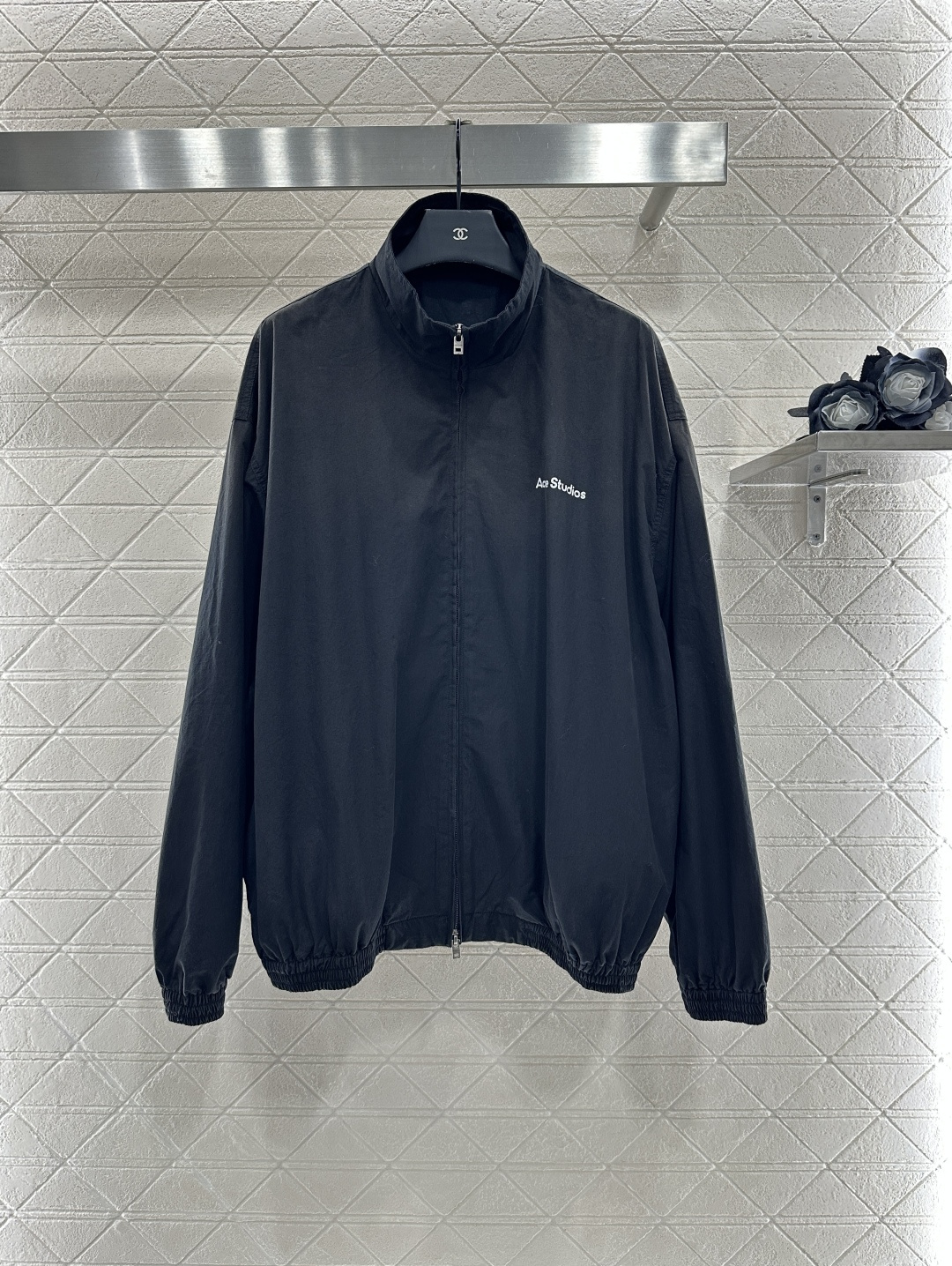 ♥Acne studio*♥2025新品上架 字母冲锋外套定制YB进口冲锋材质 质感高级 挺括有型 拉链