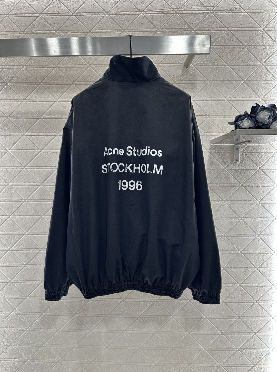♥Acne studio*♥2025新品上架 字母冲锋外套定制YB进口冲锋材质 质感高级 挺括有型 拉链