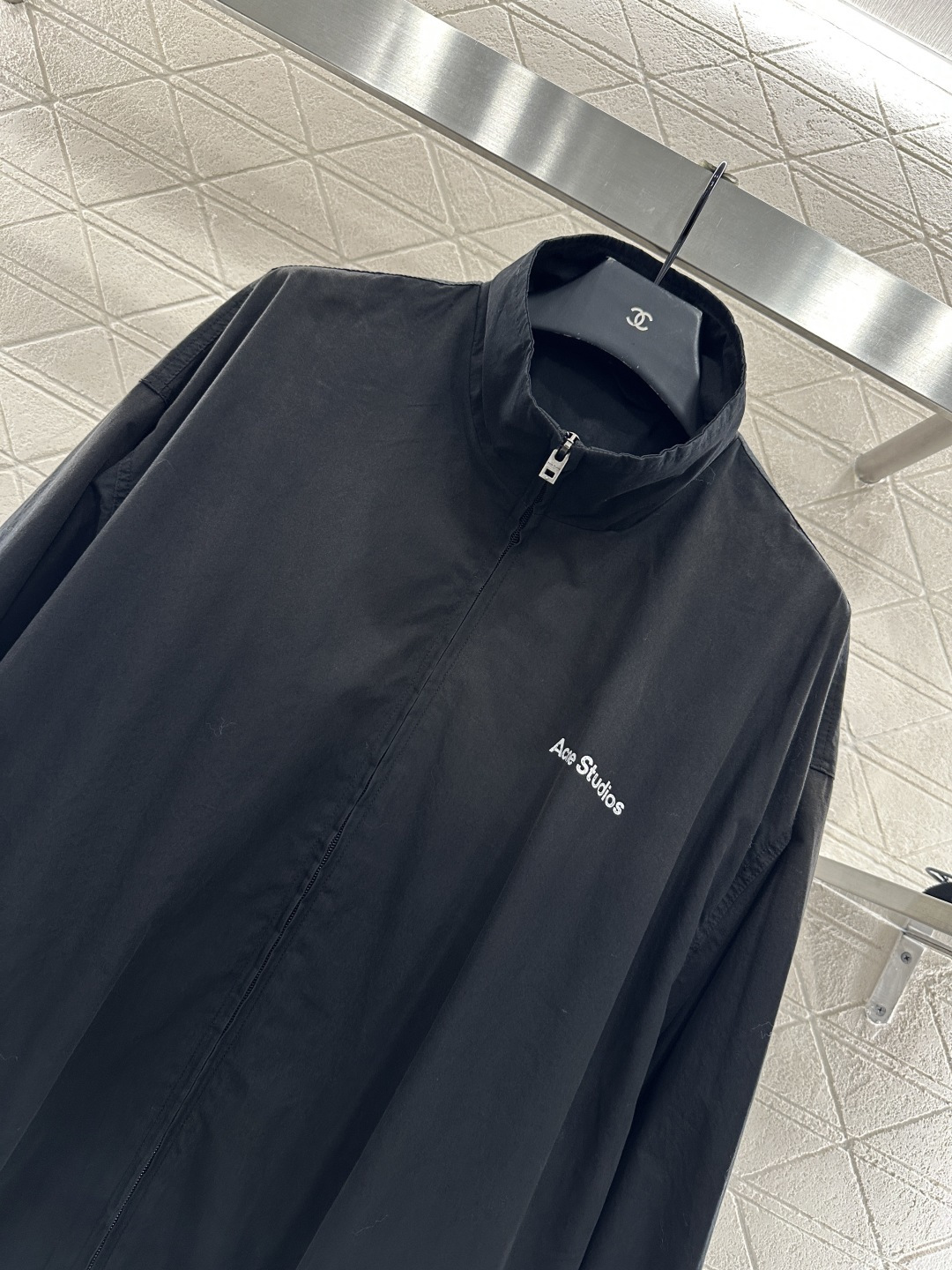 ♥Acne studio*♥2025新品上架 字母冲锋外套定制YB进口冲锋材质 质感高级 挺括有型 拉链