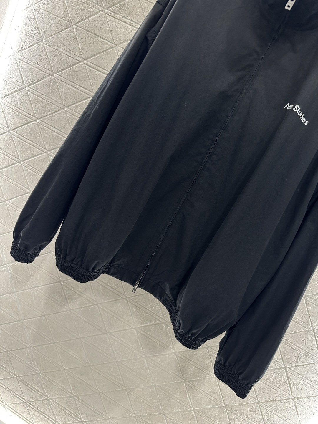 ♥Acne studio*♥2025新品上架 字母冲锋外套定制YB进口冲锋材质 质感高级 挺括有型 拉链