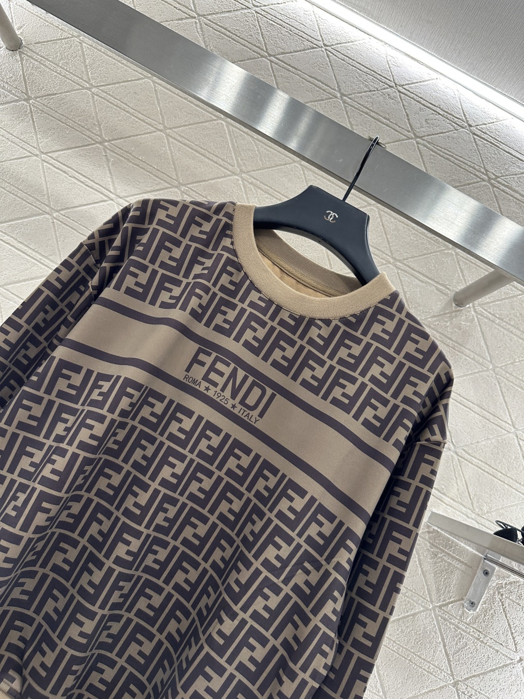 ♥Fend*♥2025新品上架 印花套头卫衣长裤套装定制YB进口斜纹稠材质 质感光滑 舒适好穿 套头卫衣