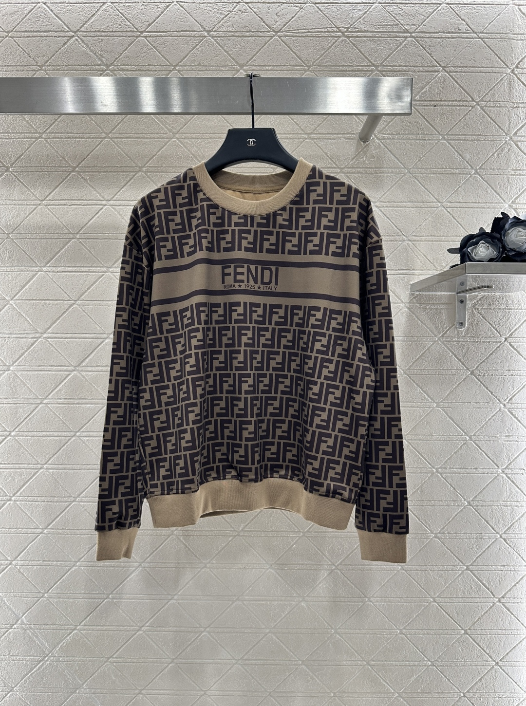 ♥Fend*♥2025新品上架 印花套头卫衣长裤套装定制YB进口斜纹稠材质 质感光滑 舒适好穿 套头卫衣