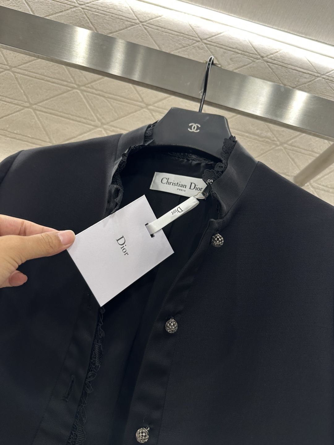 ♥Dio*♥2025新品上架 小立领绣花西装外套定制YB进口百分百丝毛材质 质感光泽 垂感更强 品相高级