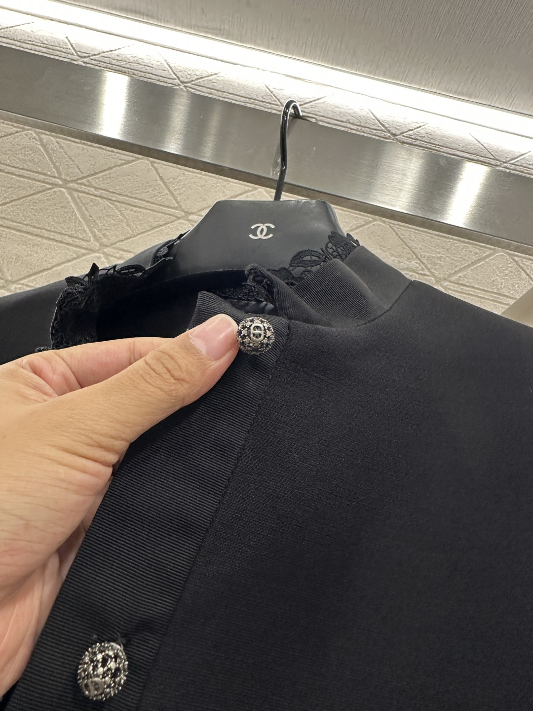 ♥Dio*♥2025新品上架 小立领绣花西装外套定制YB进口百分百丝毛材质 质感光泽 垂感更强 品相高级