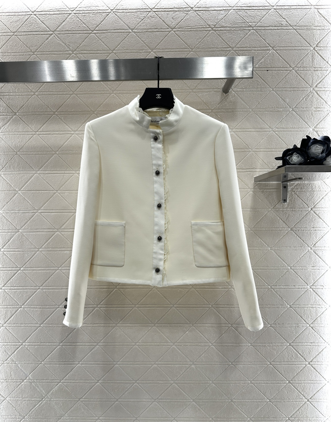 ♥Dio*♥2025新品上架 小立领绣花西装外套定制YB进口百分百丝毛材质 质感光泽 垂感更强 品相高级