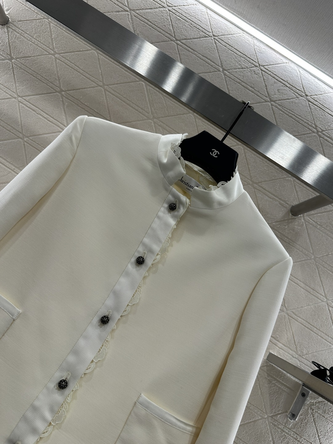 ♥Dio*♥2025新品上架 小立领绣花西装外套定制YB进口百分百丝毛材质 质感光泽 垂感更强 品相高级