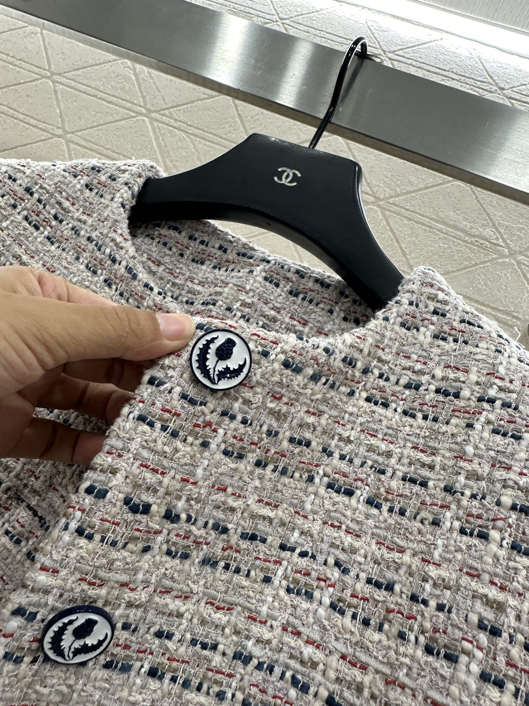 ♥Loro Plan*♥2025新品上架 粗纺彩点洋装长款大衣定制YB进口精仿羊毛呢材质 肌理明显 毛料