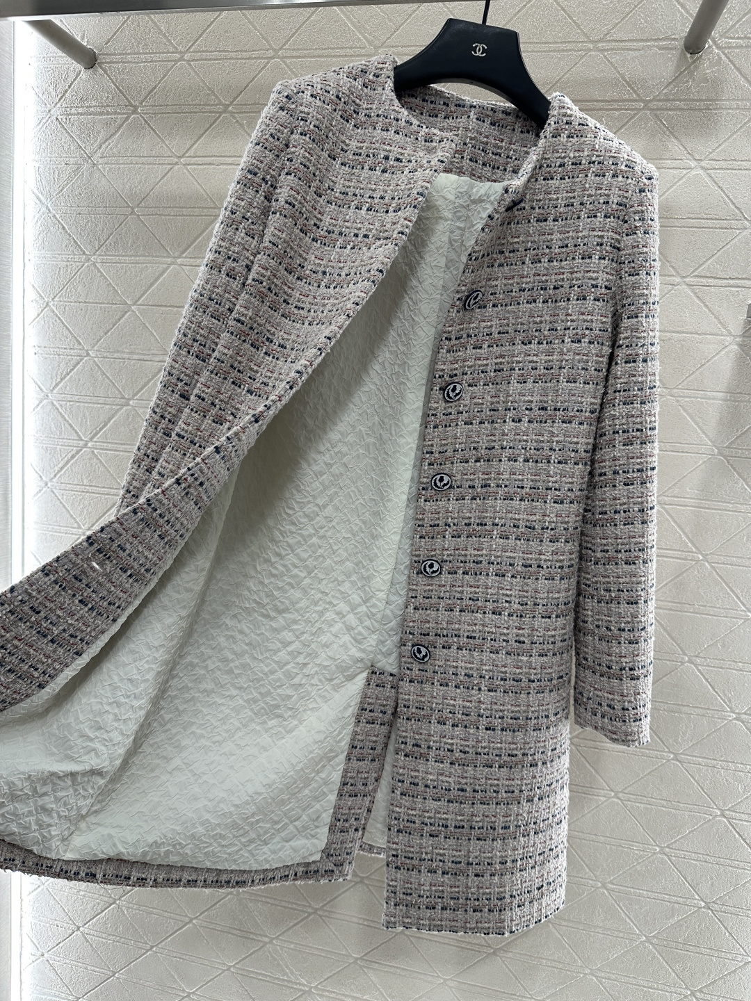 ♥Loro Plan*♥2025新品上架 粗纺彩点洋装长款大衣定制YB进口精仿羊毛呢材质 肌理明显 毛料