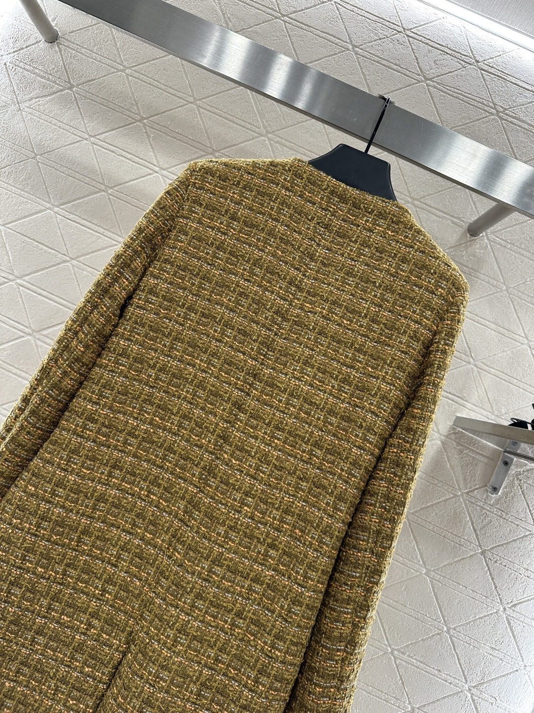 ♥Loro Plan*♥2025新品上架 粗纺彩点洋装长款大衣定制YB进口精仿羊毛呢材质 肌理明显 毛料