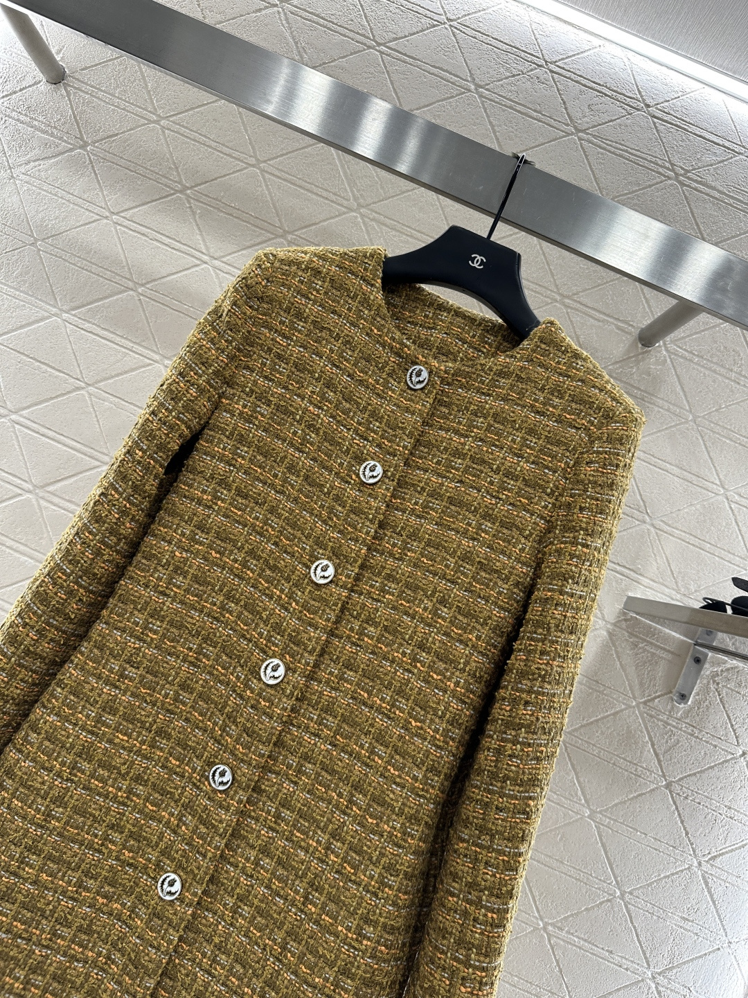 ♥Loro Plan*♥2025新品上架 粗纺彩点洋装长款大衣定制YB进口精仿羊毛呢材质 肌理明显 毛料