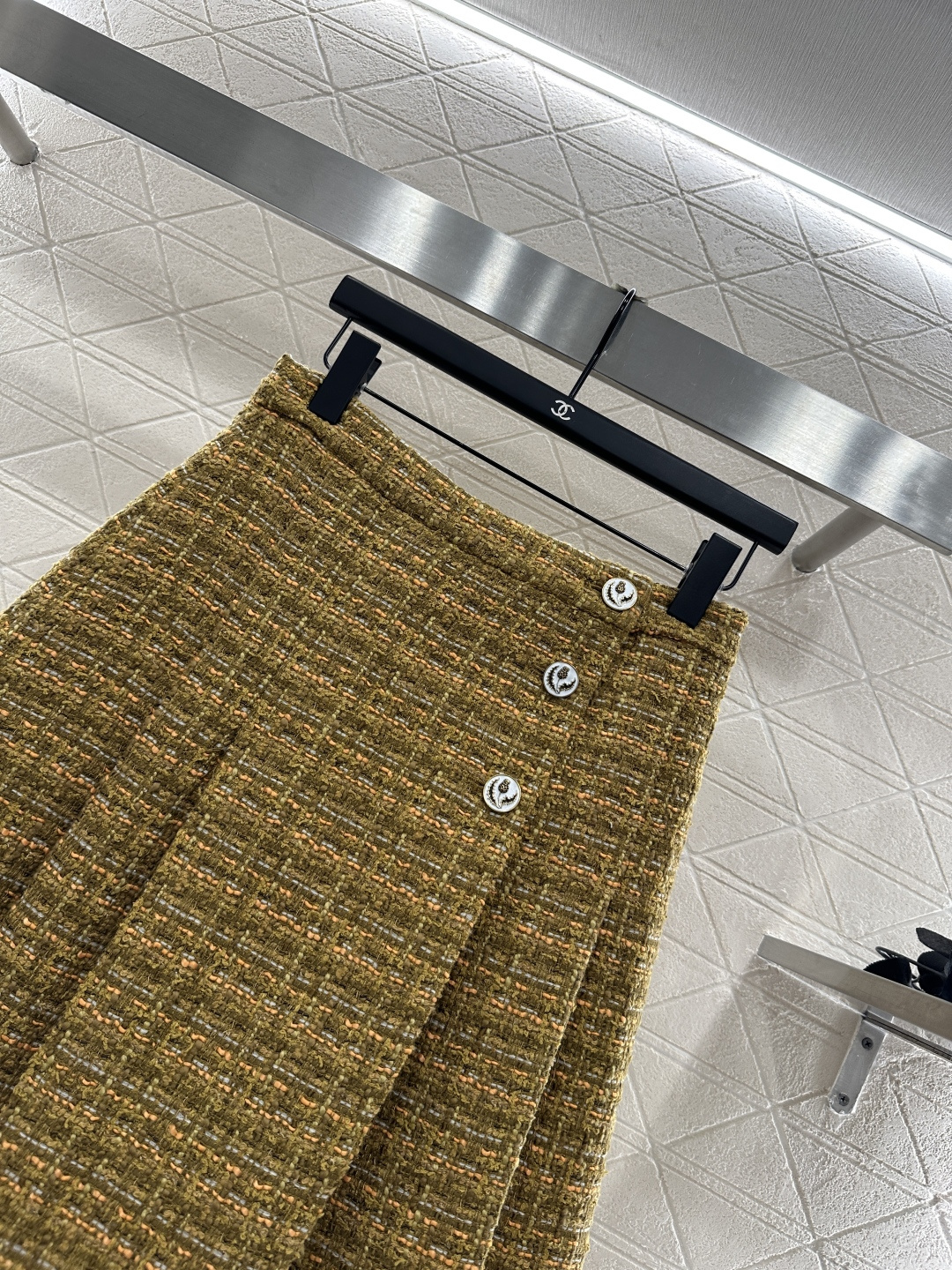 ♥Loro Plan*♥2025新品上架 圆领斜襟洋装百褶短裙套装定制YB进口粗纺羊毛呢材质 质感高级 