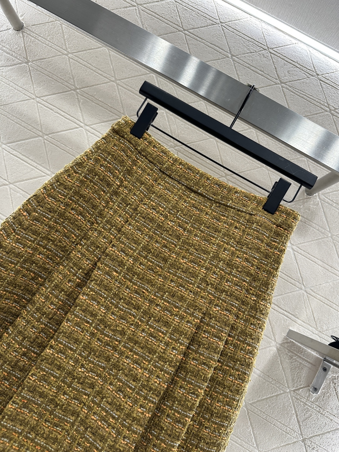 ♥Loro Plan*♥2025新品上架 圆领斜襟洋装百褶短裙套装定制YB进口粗纺羊毛呢材质 质感高级 