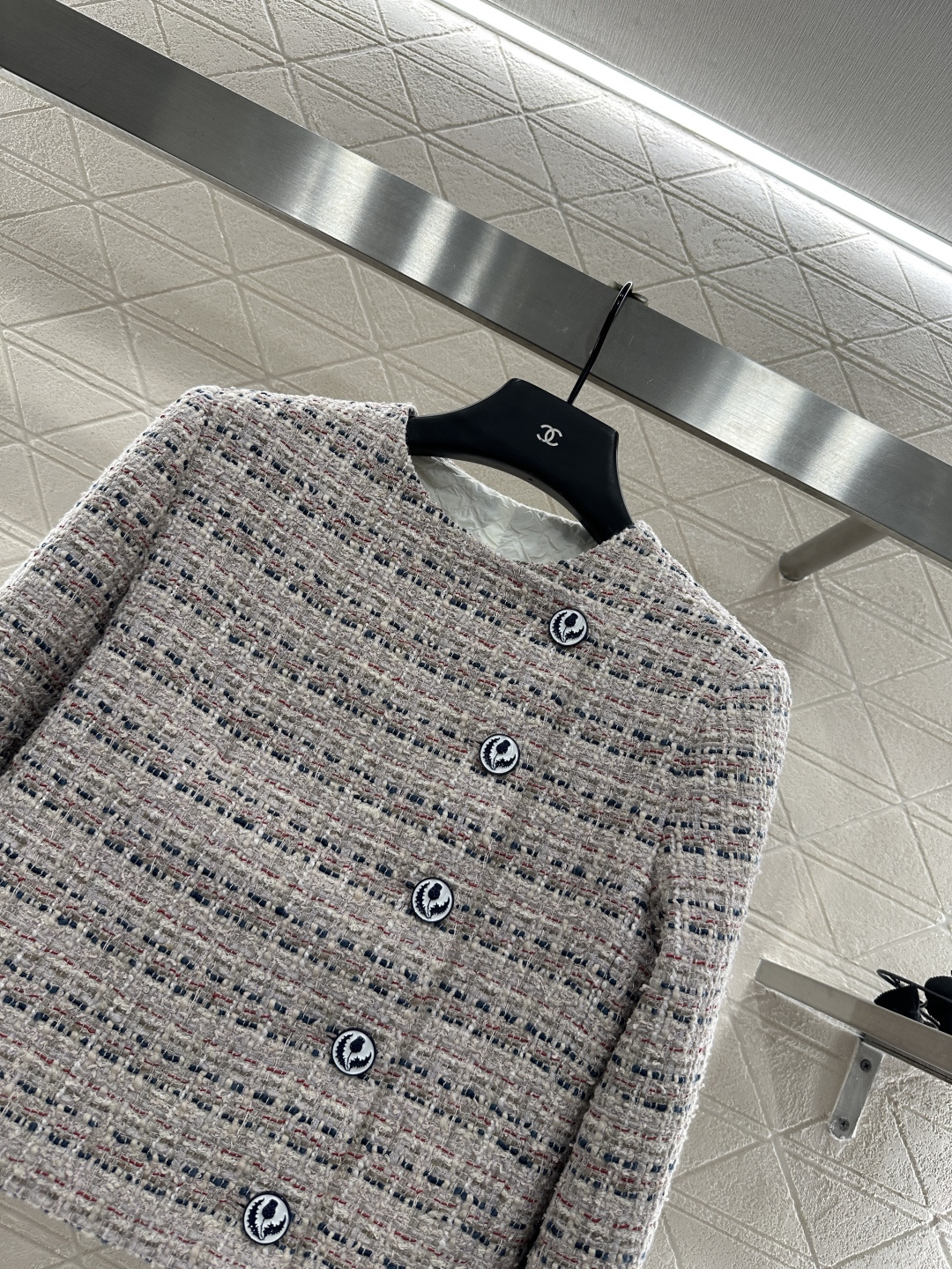 ♥Loro Plan*♥2025新品上架 圆领斜襟洋装百褶短裙套装定制YB进口粗纺羊毛呢材质 质感高级 