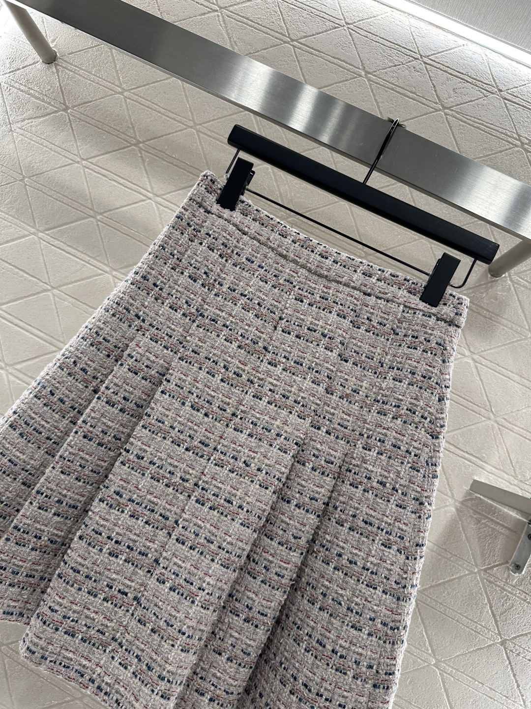 ♥Loro Plan*♥2025新品上架 圆领斜襟洋装百褶短裙套装定制YB进口粗纺羊毛呢材质 质感高级 